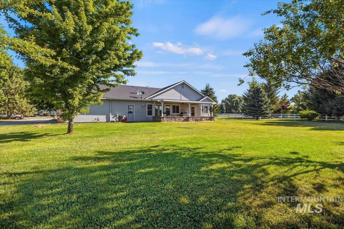14385 Silver Creek Road, Caldwell, Idaho 83607, 3 Bedrooms, 2 Bathrooms, Residential For Sale, Price $829,999,MLS 98989600