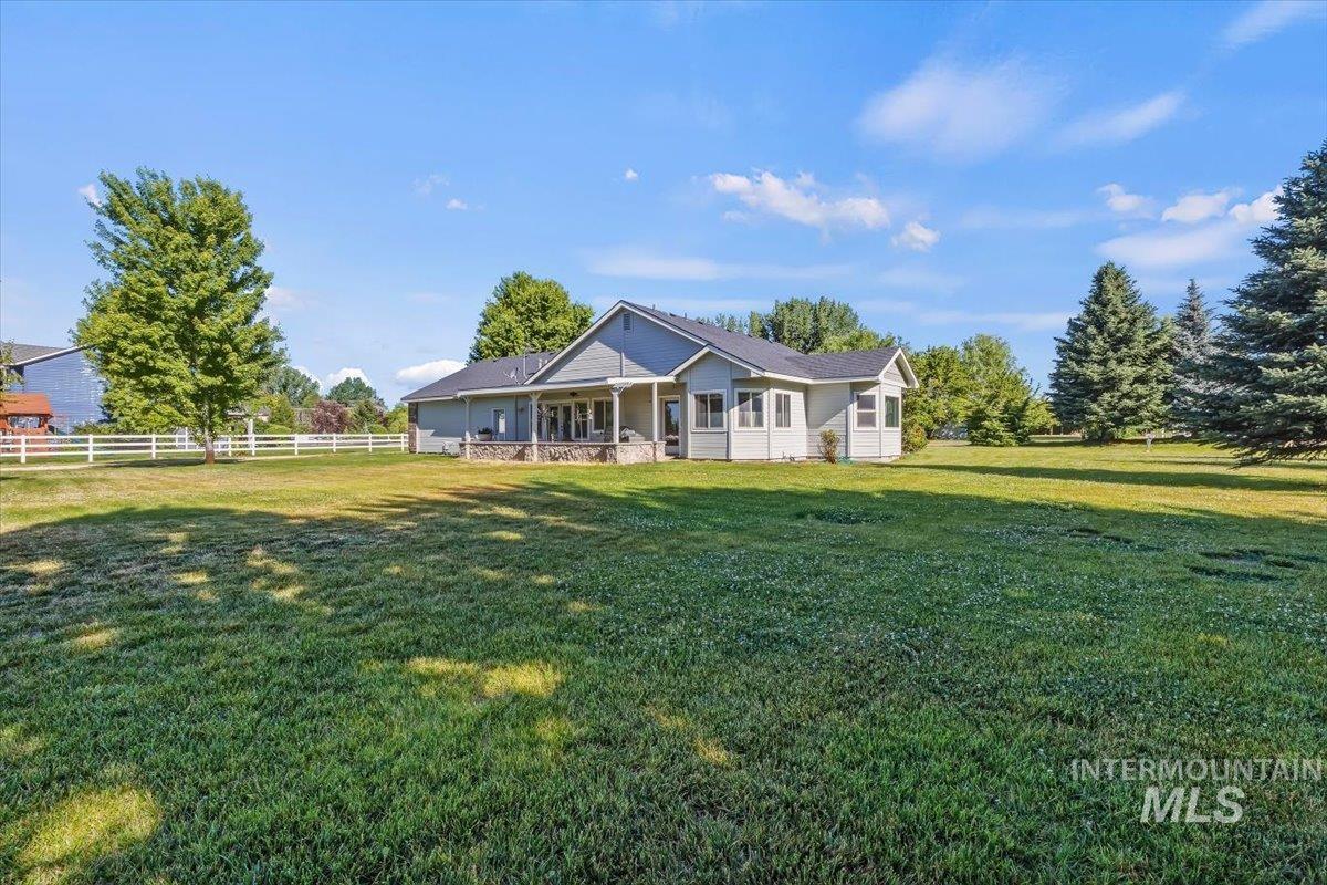 14385 Silver Creek Road, Caldwell, Idaho 83607, 3 Bedrooms, 2 Bathrooms, Residential For Sale, Price $829,999,MLS 98989600
