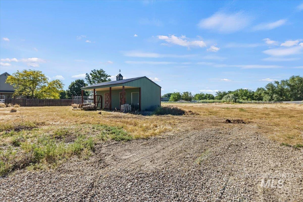 14385 Silver Creek Road, Caldwell, Idaho 83607, 3 Bedrooms, 2 Bathrooms, Residential For Sale, Price $829,999,MLS 98989600