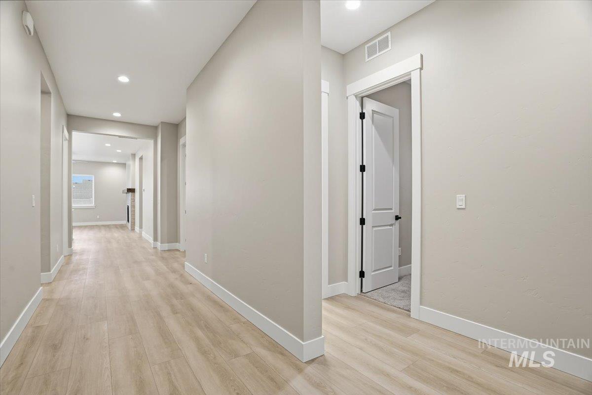 709 E Tallinn St., Meridian, Idaho 83646, 3 Bedrooms, 2.5 Bathrooms, Residential For Sale, Price $724,990,MLS 98989603