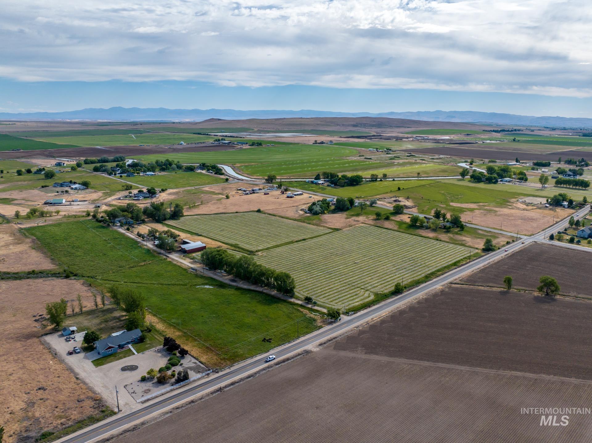 1185 E King Rd, Kuna, Idaho 83634, 3 Bedrooms, 2.5 Bathrooms, Farm & Ranch For Sale, Price $2,995,000, 98989610