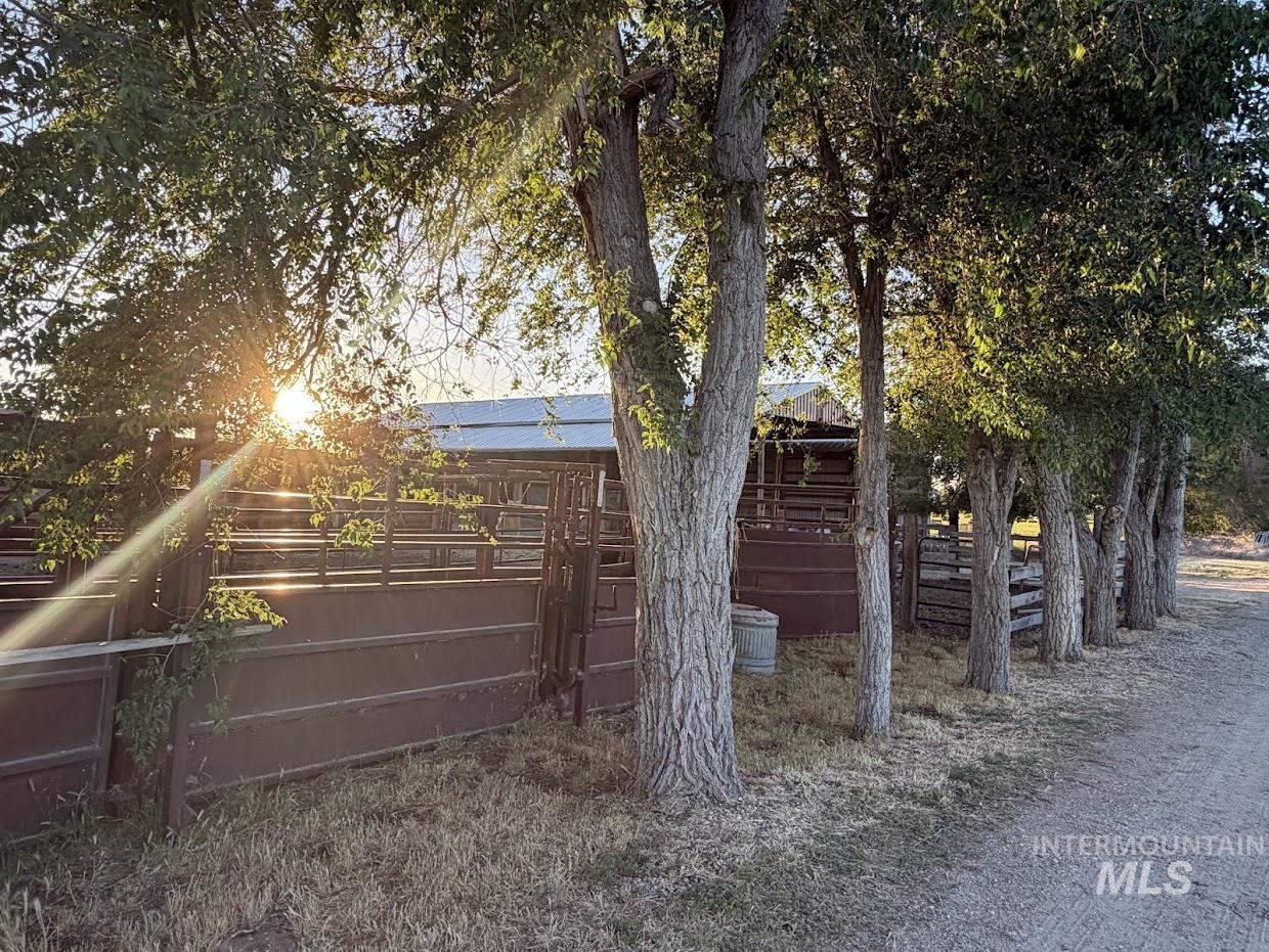 1185 E King Rd, Kuna, Idaho 83634, 3 Bedrooms, 2.5 Bathrooms, Farm & Ranch For Sale, Price $2,995,000, 98989610