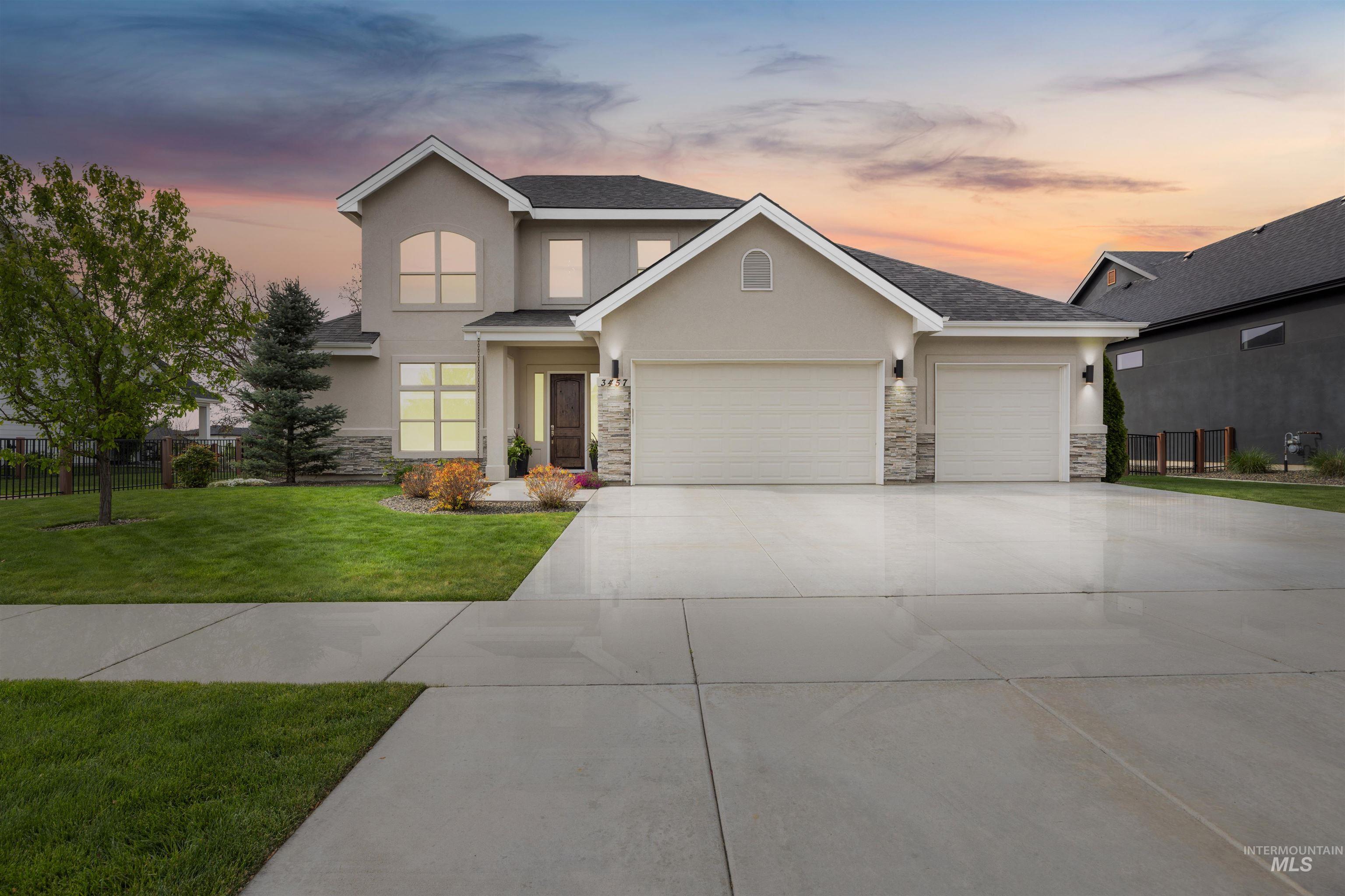 3457 W Barefoot, Eagle, Idaho 83616, 4 Bedrooms, 3.5 Bathrooms, Residential For Sale, Price $989,669,MLS 98989613