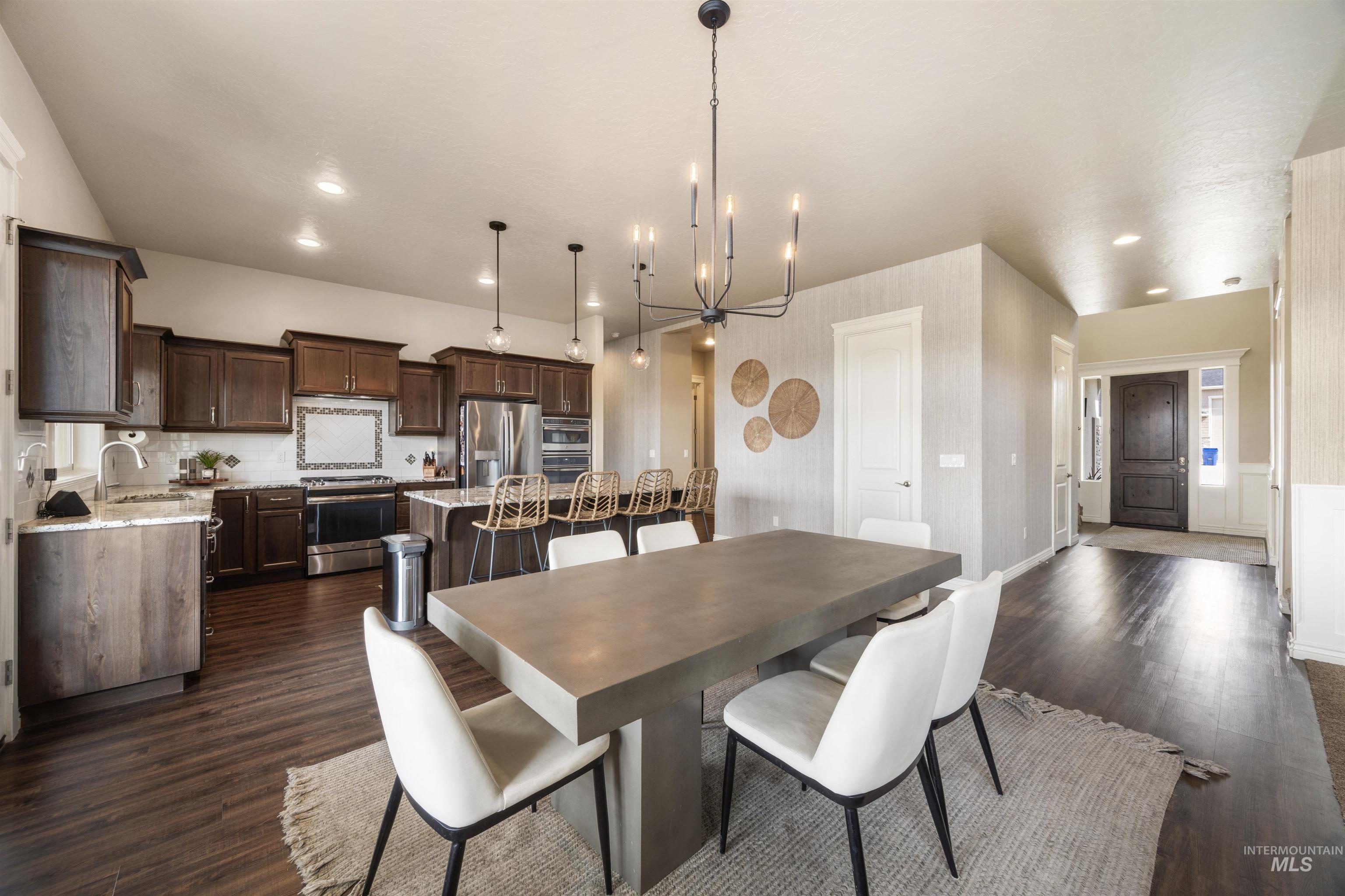 3457 W Barefoot, Eagle, Idaho 83616, 4 Bedrooms, 3.5 Bathrooms, Residential For Sale, Price $989,669,MLS 98989613