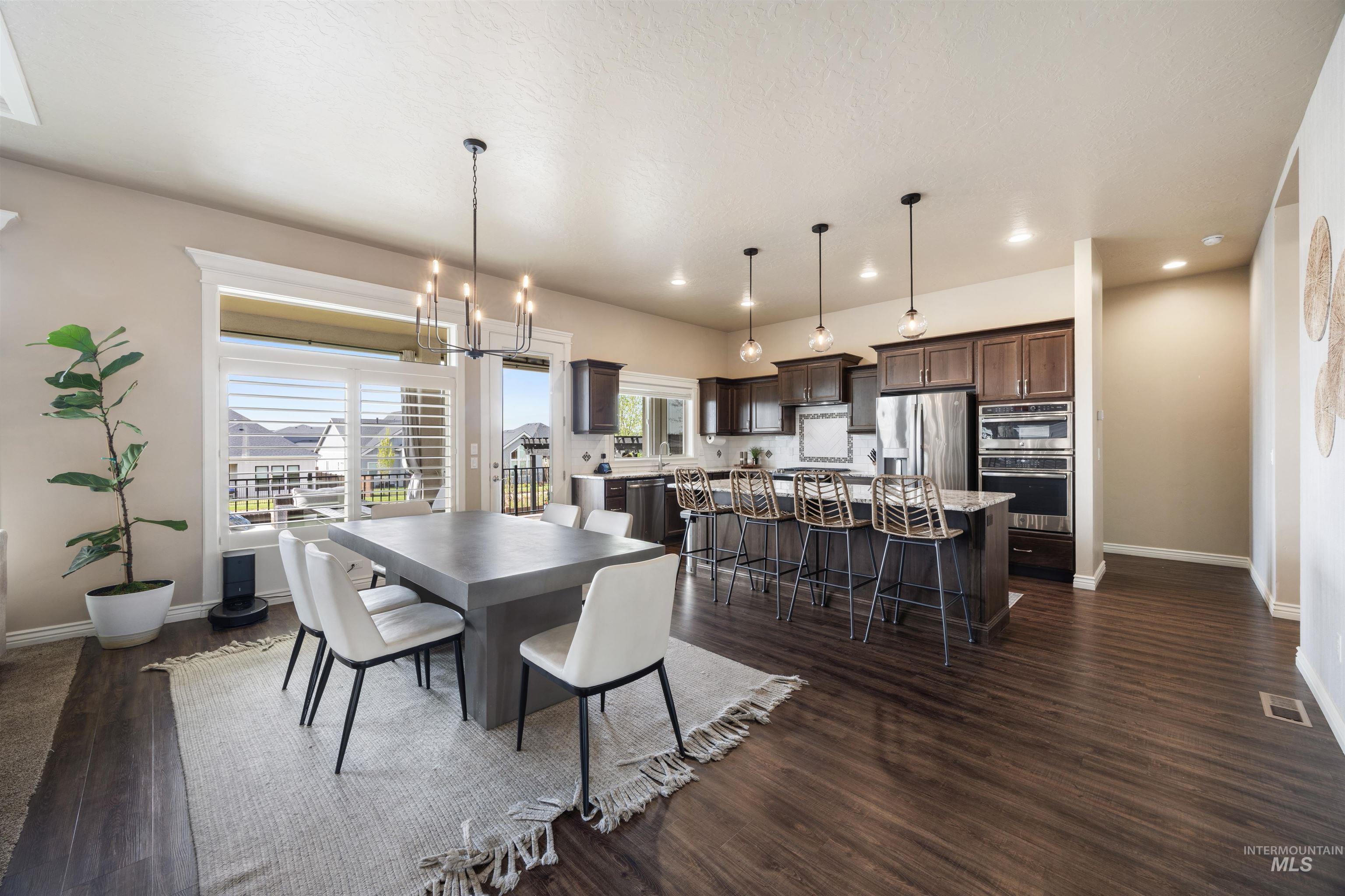 3457 W Barefoot, Eagle, Idaho 83616, 4 Bedrooms, 3.5 Bathrooms, Residential For Sale, Price $989,669,MLS 98989613