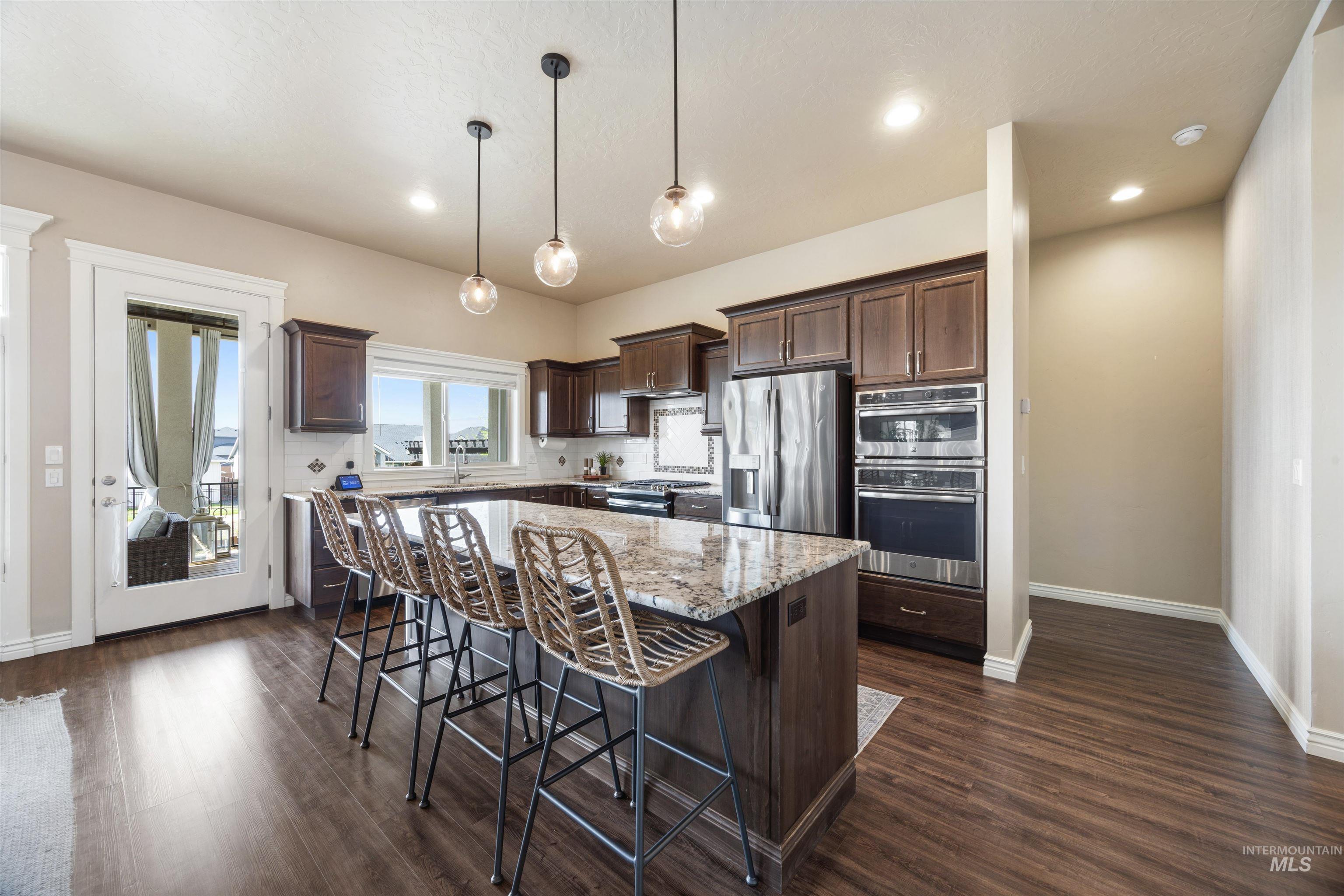 3457 W Barefoot, Eagle, Idaho 83616, 4 Bedrooms, 3.5 Bathrooms, Residential For Sale, Price $989,669,MLS 98989613