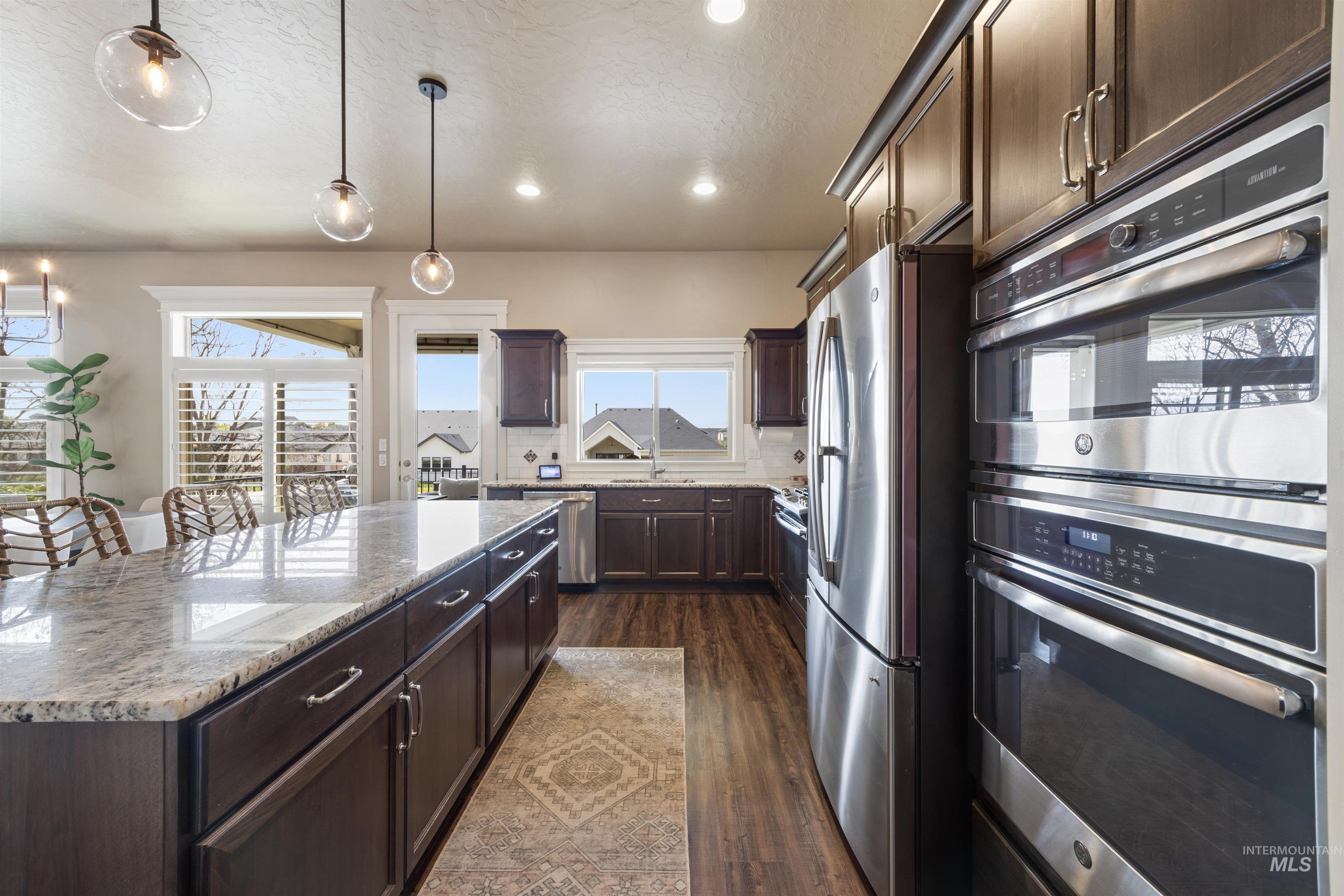 3457 W Barefoot, Eagle, Idaho 83616, 4 Bedrooms, 3.5 Bathrooms, Residential For Sale, Price $989,669,MLS 98989613