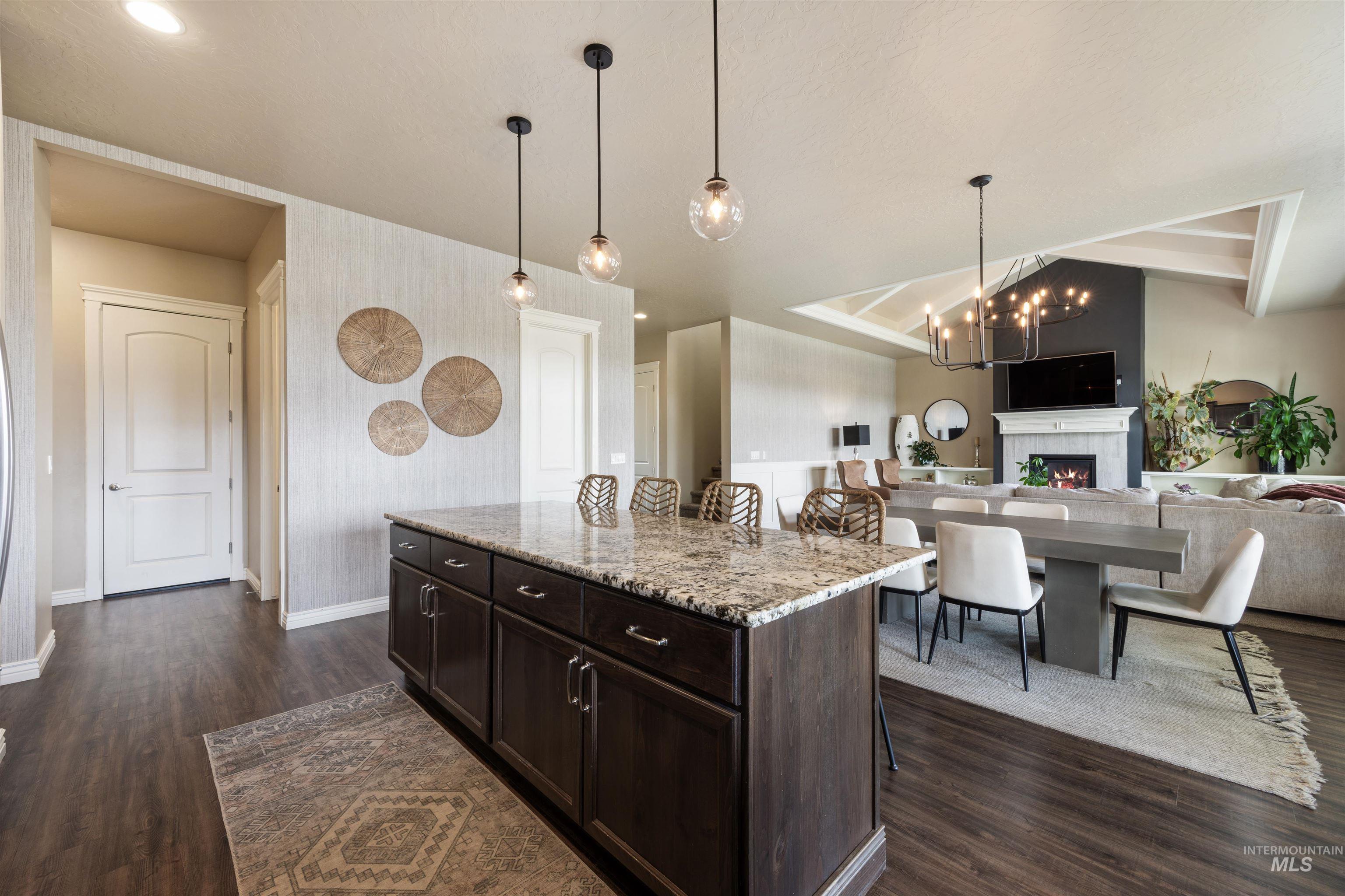 3457 W Barefoot, Eagle, Idaho 83616, 4 Bedrooms, 3.5 Bathrooms, Residential For Sale, Price $989,669,MLS 98989613