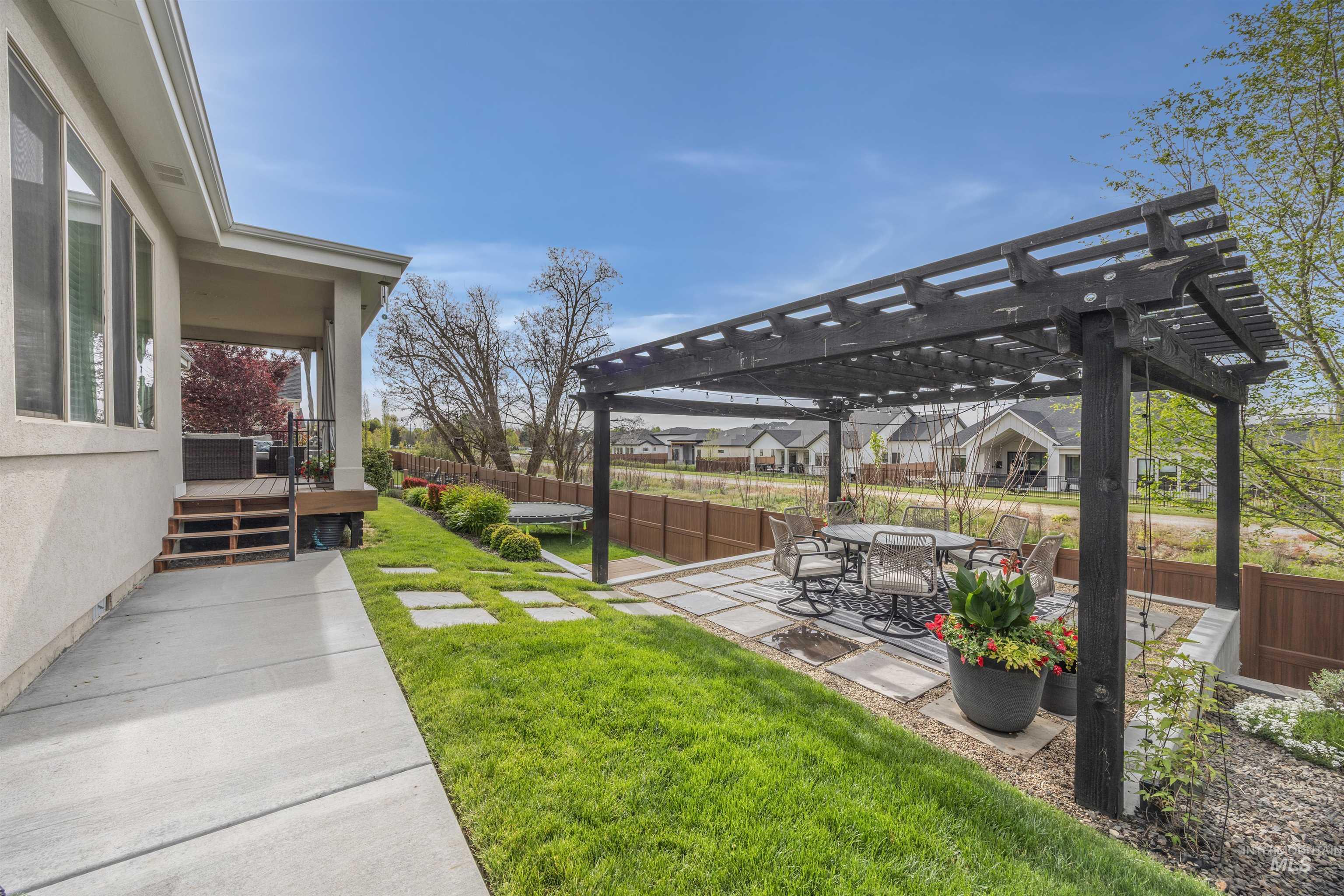 3457 W Barefoot, Eagle, Idaho 83616, 4 Bedrooms, 3.5 Bathrooms, Residential For Sale, Price $989,669,MLS 98989613