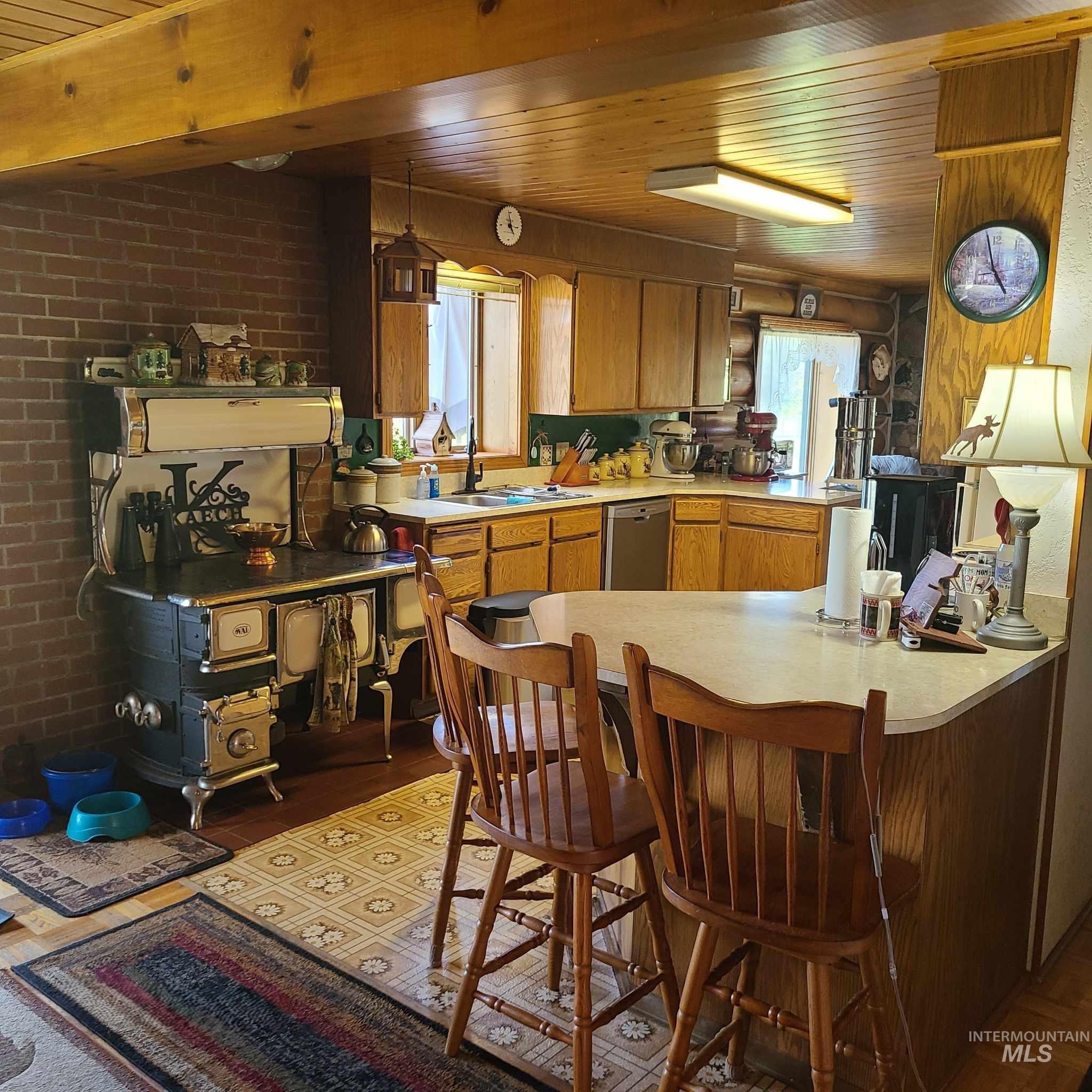 1050 Maxwell Lane, Elk City, Idaho 83525, 3 Bedrooms, 2 Bathrooms, Residential For Sale, Price $697,000, 98989623