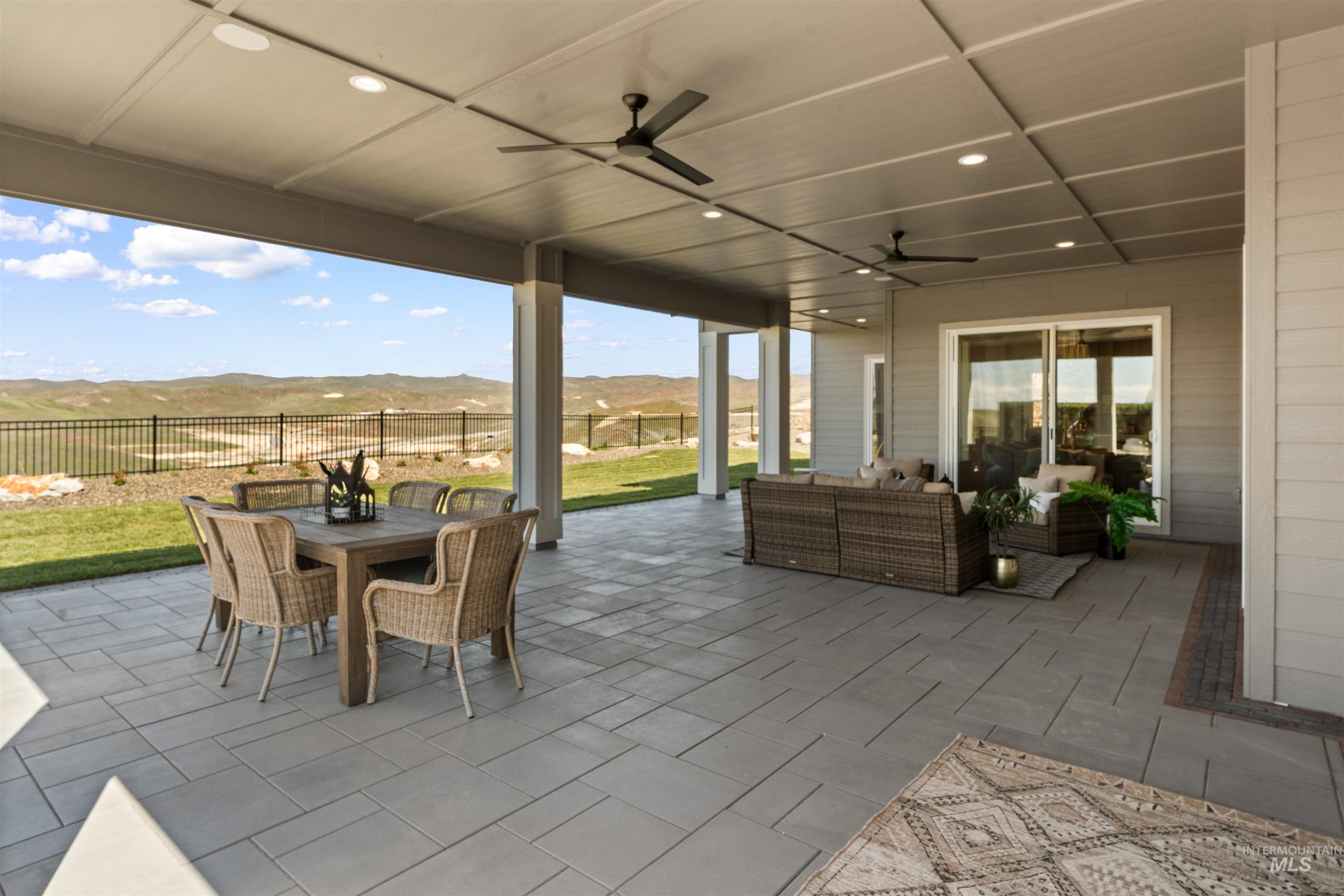20465 N Swire Green Way, Eagle, Idaho 83714, 4 Bedrooms, 3.5 Bathrooms, Residential For Sale, Price $1,653,200,MLS 98989625