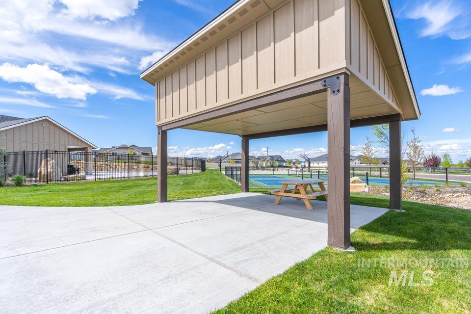 2736 Soulen Dr, Emmett, Idaho 83607, 3 Bedrooms, 2 Bathrooms, Residential For Sale, Price $589,000,MLS 98989626