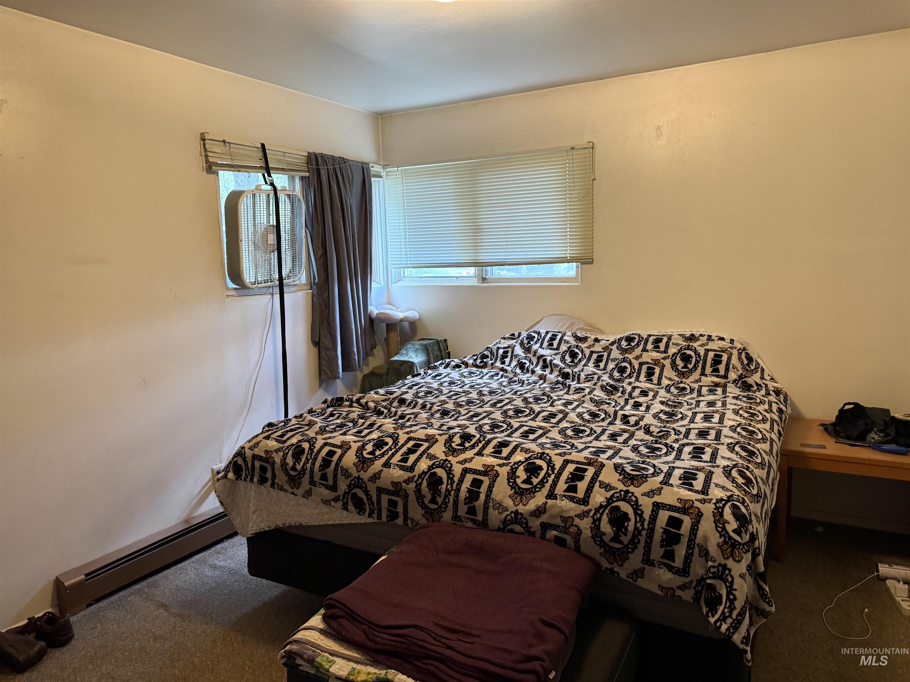 729 Brent Dr., Moscow, Idaho 83843, 2 Bedrooms, 1 Bathroom, Residential Income For Sale, Price $440,000,MLS 98989627