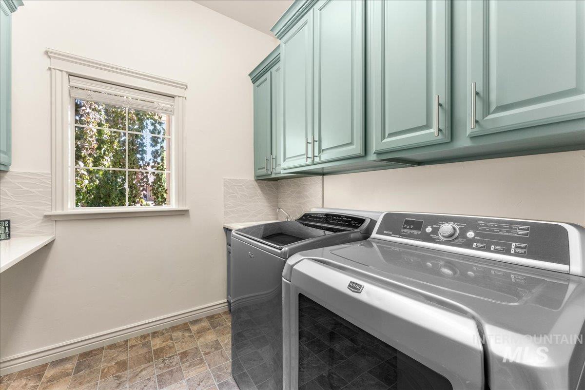 565 N White Sage Way, Eagle, Idaho 83616, 4 Bedrooms, 3.5 Bathrooms, Residential For Sale, Price $1,750,000,MLS 98989628