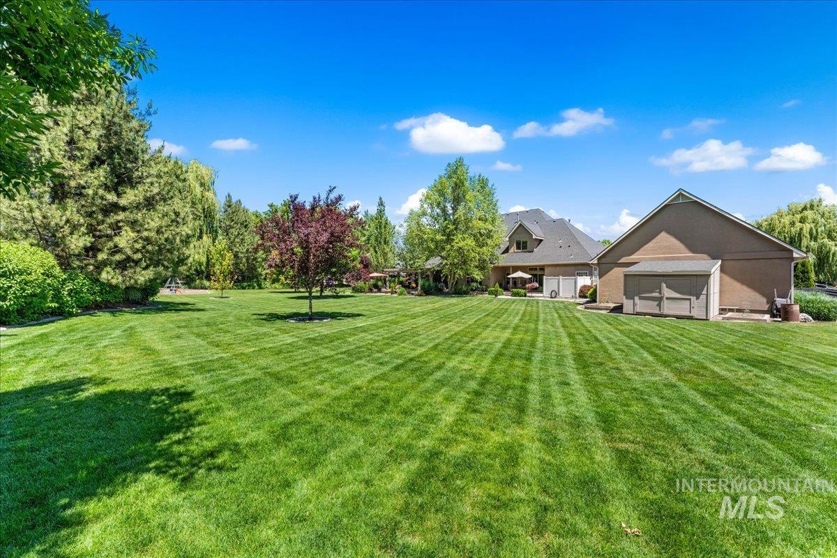 565 N White Sage Way, Eagle, Idaho 83616, 4 Bedrooms, 3.5 Bathrooms, Residential For Sale, Price $1,750,000,MLS 98989628