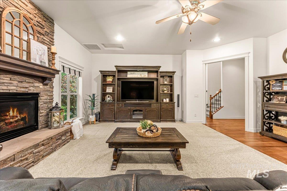 565 N White Sage Way, Eagle, Idaho 83616, 4 Bedrooms, 3.5 Bathrooms, Residential For Sale, Price $1,750,000,MLS 98989628