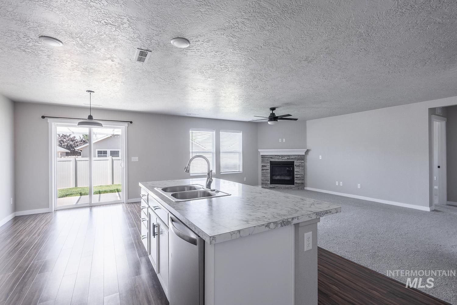 16899 N Cornwallis Way, Nampa, Idaho 83687, 3 Bedrooms, 2 Bathrooms, Residential For Sale, Price $415,000,MLS 98989630