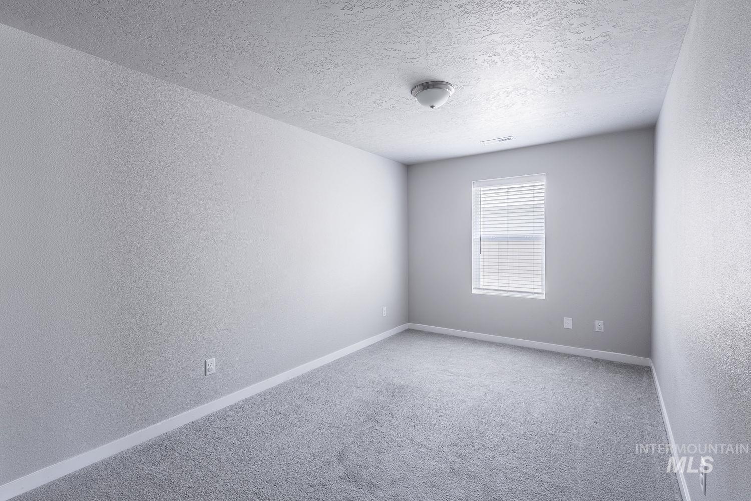 16899 N Cornwallis Way, Nampa, Idaho 83687, 3 Bedrooms, 2 Bathrooms, Residential For Sale, Price $415,000,MLS 98989630