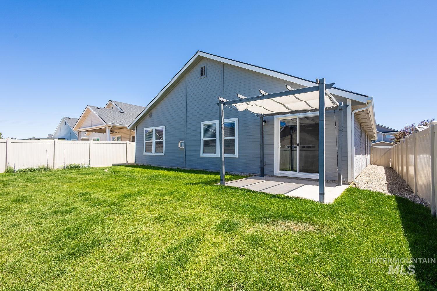16899 N Cornwallis Way, Nampa, Idaho 83687, 3 Bedrooms, 2 Bathrooms, Residential For Sale, Price $415,000,MLS 98989630