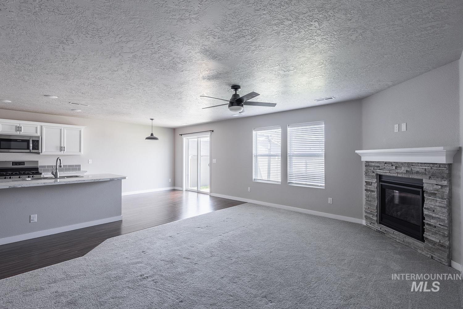 16899 N Cornwallis Way, Nampa, Idaho 83687, 3 Bedrooms, 2 Bathrooms, Residential For Sale, Price $415,000,MLS 98989630
