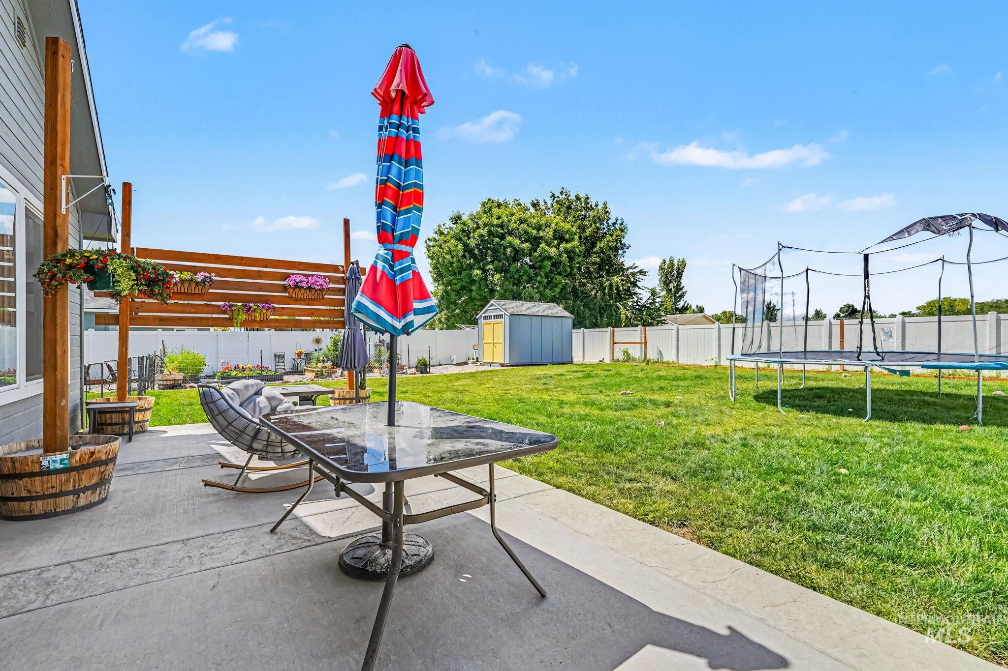 319 Maverick St., Fruitland, Idaho 83619, 4 Bedrooms, 2 Bathrooms, Residential For Sale, Price $455,000,MLS 98989632