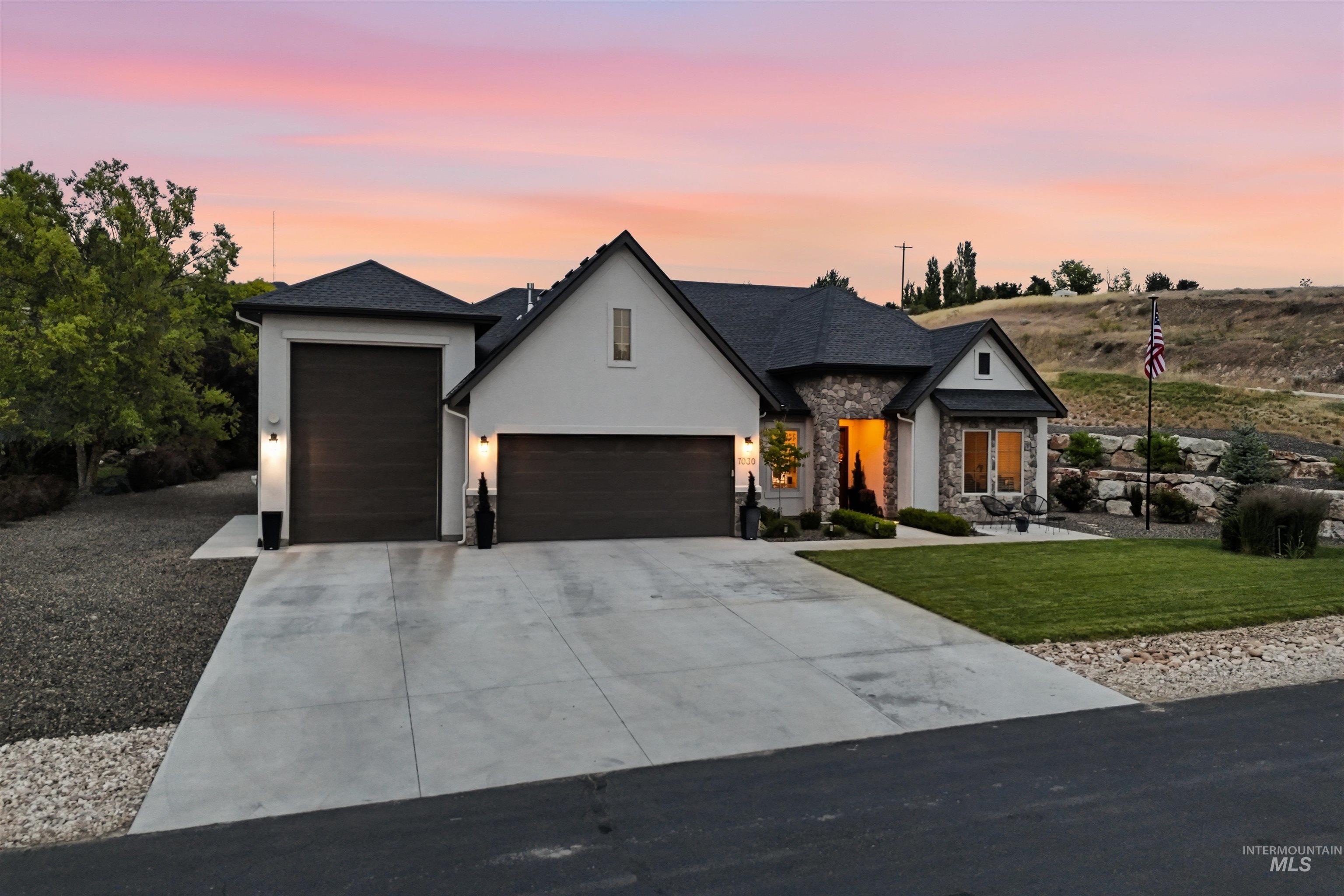 7030 Southern Vista Ct, Star, Idaho 83669, 4 Bedrooms, 2.5 Bathrooms, Residential For Sale, Price $1,274,999,MLS 98989633