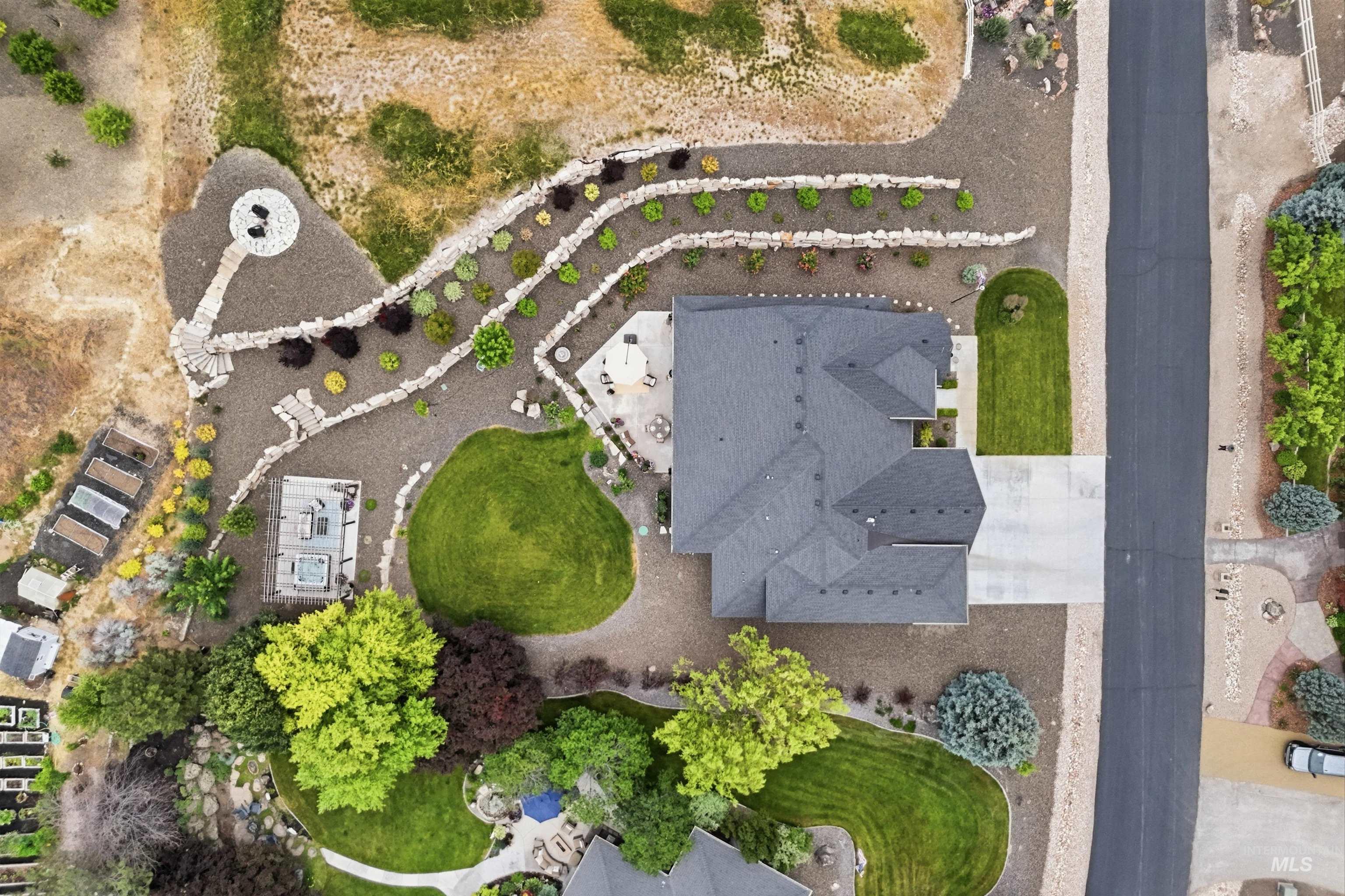 7030 Southern Vista Ct, Star, Idaho 83669, 4 Bedrooms, 2.5 Bathrooms, Residential For Sale, Price $1,274,999,MLS 98989633