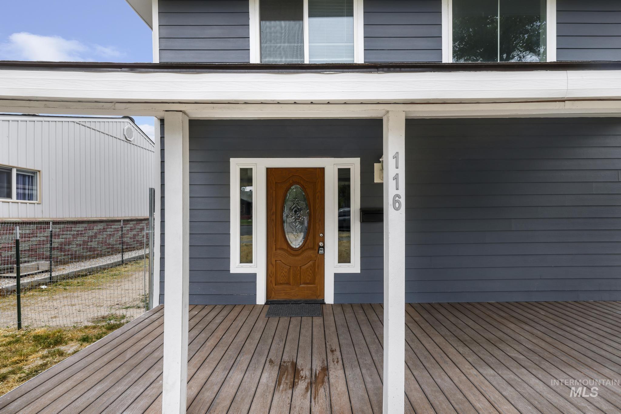 116 8Th Ave, Buhl, Idaho 83316, 4 Bedrooms, 3 Bathrooms, Residential For Sale, Price $379,900,MLS 98989634
