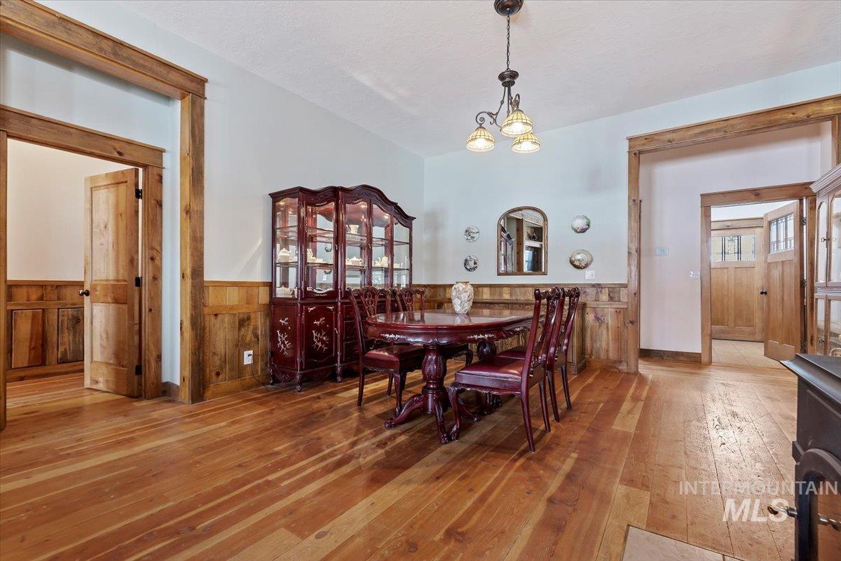 675 W Russell Dr, Prairie, Idaho 83647, 3 Bedrooms, 2 Bathrooms, Residential For Sale, Price $2,500,000,MLS 98989637