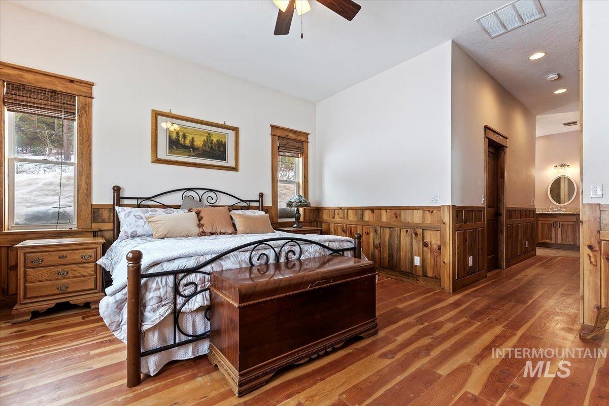 675 W Russell Dr, Prairie, Idaho 83647, 3 Bedrooms, 2 Bathrooms, Residential For Sale, Price $2,500,000,MLS 98989637