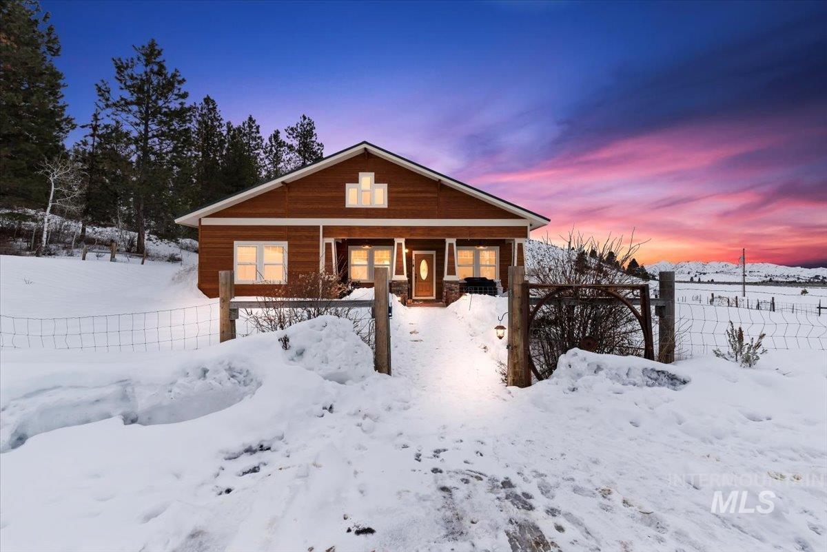 675 W Russell Dr, Prairie, Idaho 83647, 3 Bedrooms, 2 Bathrooms, Residential For Sale, Price $2,500,000,MLS 98989637