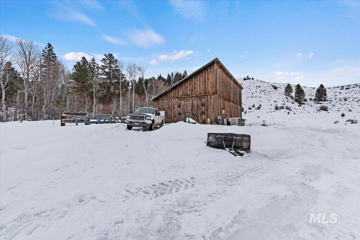 675 W Russell Dr, Prairie, Idaho 83647, 3 Bedrooms, 2 Bathrooms, Residential For Sale, Price $2,500,000,MLS 98989637