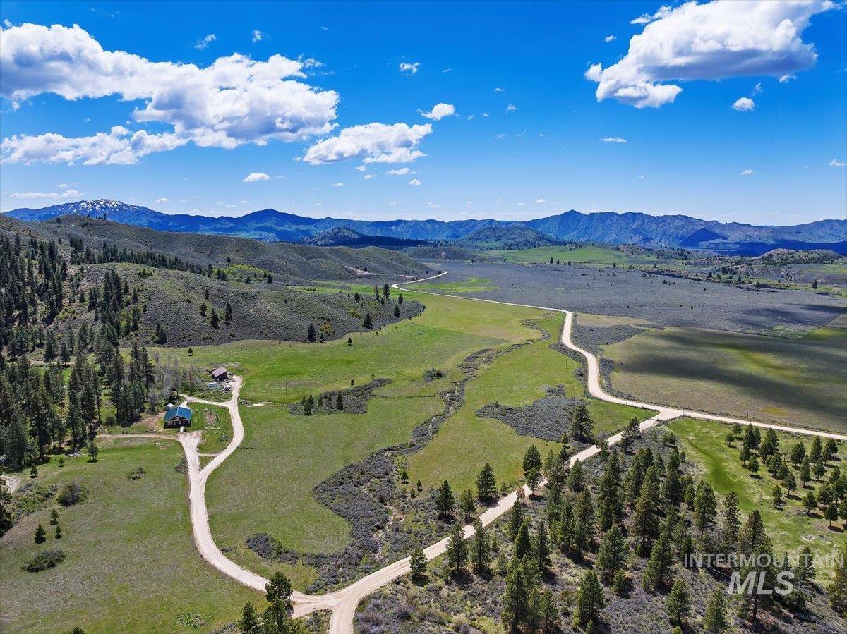 675 W Russell Dr, Prairie, Idaho 83647, 3 Bedrooms, 2 Bathrooms, Residential For Sale, Price $2,500,000,MLS 98989637