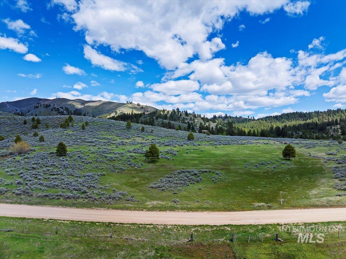 675 W Russell Dr, Prairie, Idaho 83647, 3 Bedrooms, 2 Bathrooms, Residential For Sale, Price $2,500,000,MLS 98989637