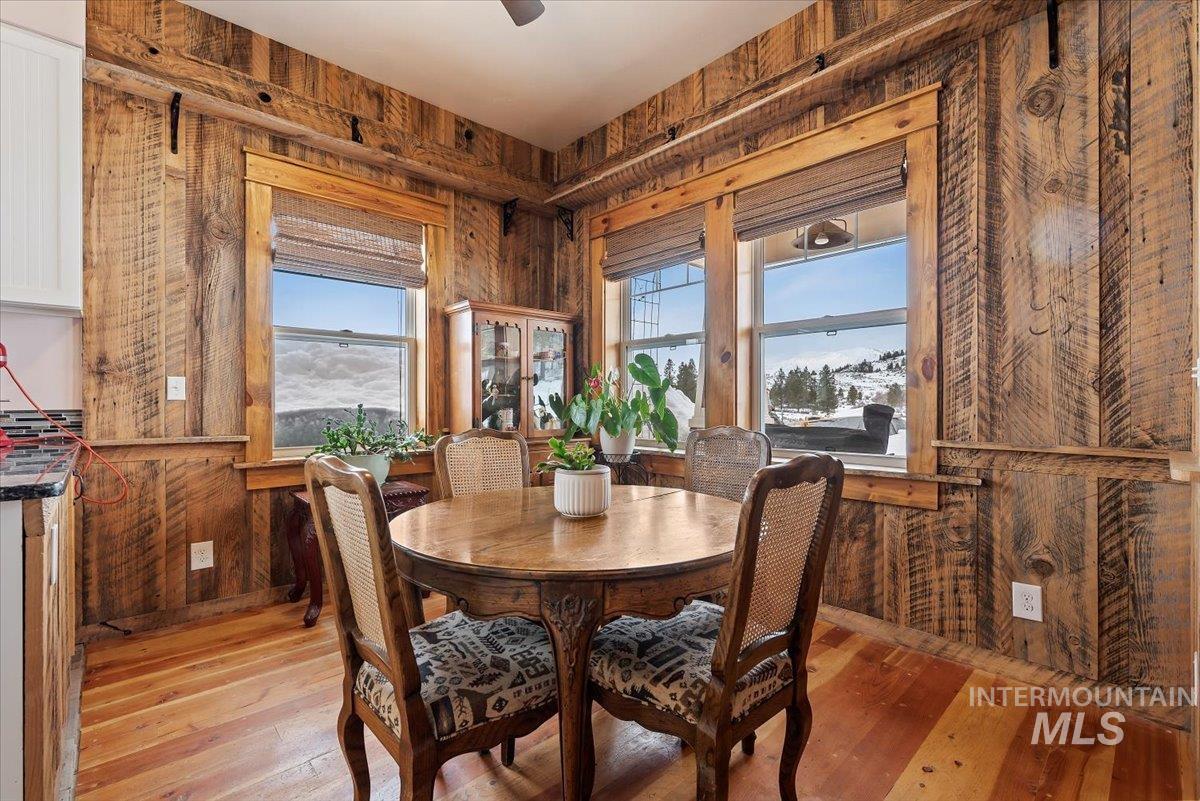 675 W Russell Dr, Prairie, Idaho 83647, 3 Bedrooms, 2 Bathrooms, Residential For Sale, Price $2,500,000,MLS 98989637
