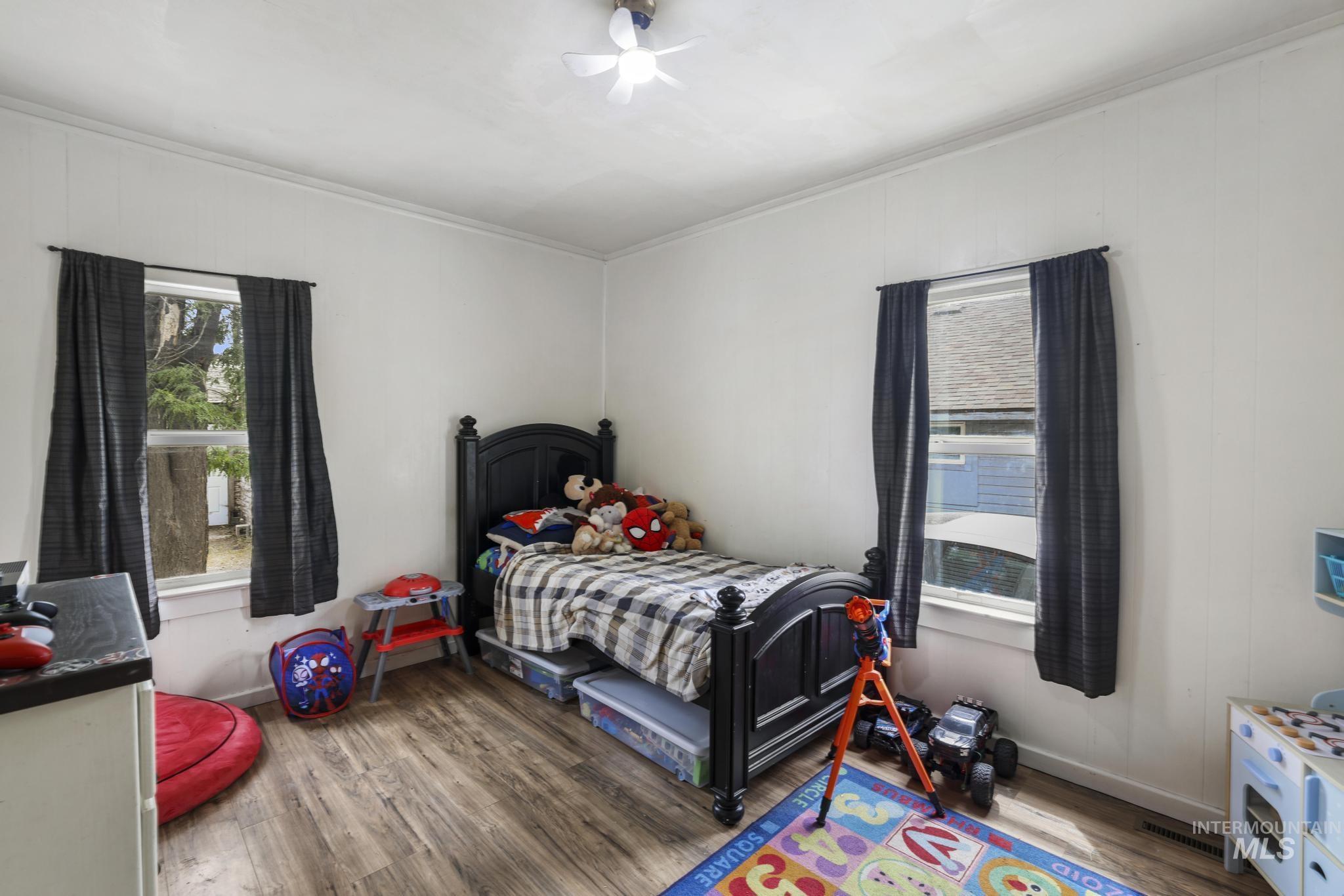 827 Aiken Ave, Buhl, Idaho 83316, 2 Bedrooms, 1 Bathroom, Residential For Sale, Price $250,000,MLS 98989638