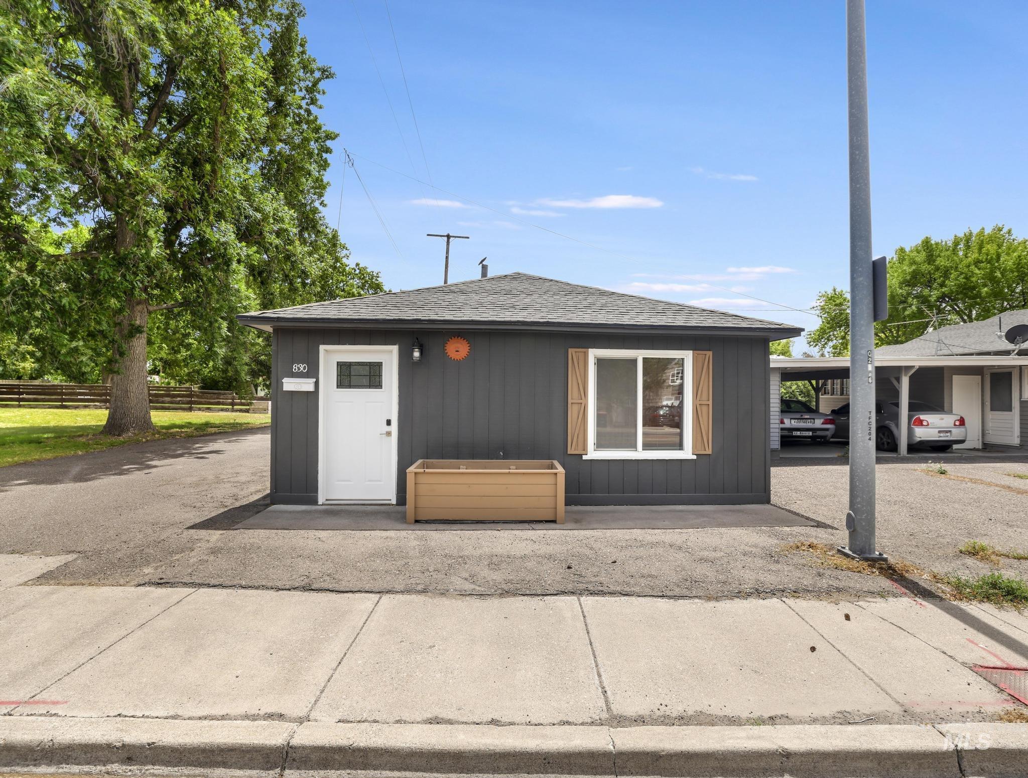 830 Filer Ave, Twin Falls, Idaho 83301, 1 Bedroom, 1 Bathroom, Residential For Sale, Price $200,000,MLS 98989639