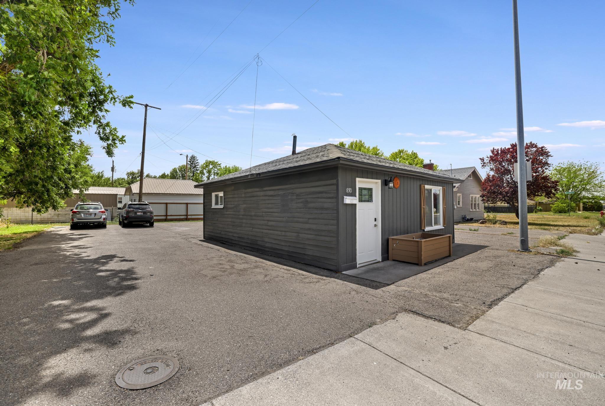 830 Filer Ave, Twin Falls, Idaho 83301, 1 Bedroom, 1 Bathroom, Residential For Sale, Price $200,000,MLS 98989639