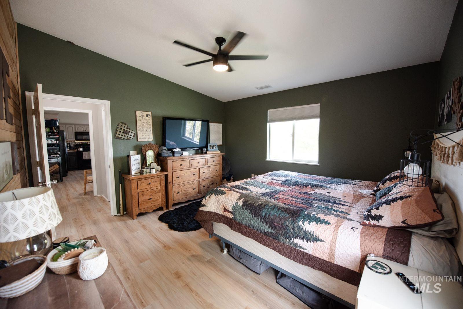 31761 Lonesome Hollow Ln, Lapwai, Idaho 83540, 4 Bedrooms, 2.5 Bathrooms, Residential For Sale, Price $637,250,MLS 98989640