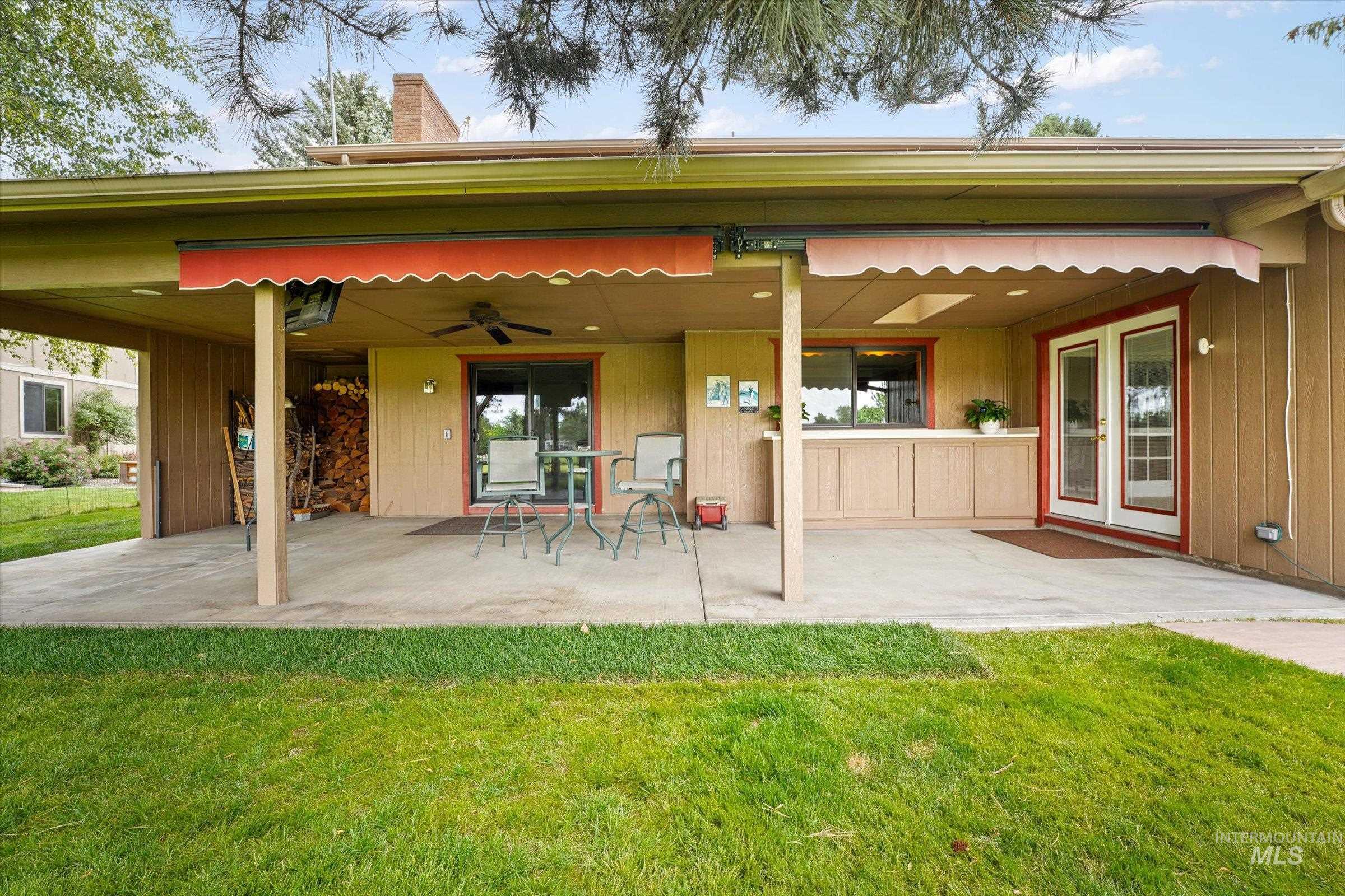 575 N Pebble Beach Way, Eagle, Idaho 83616, 5 Bedrooms, 3.5 Bathrooms, Residential For Sale, Price $762,000,MLS 98989643