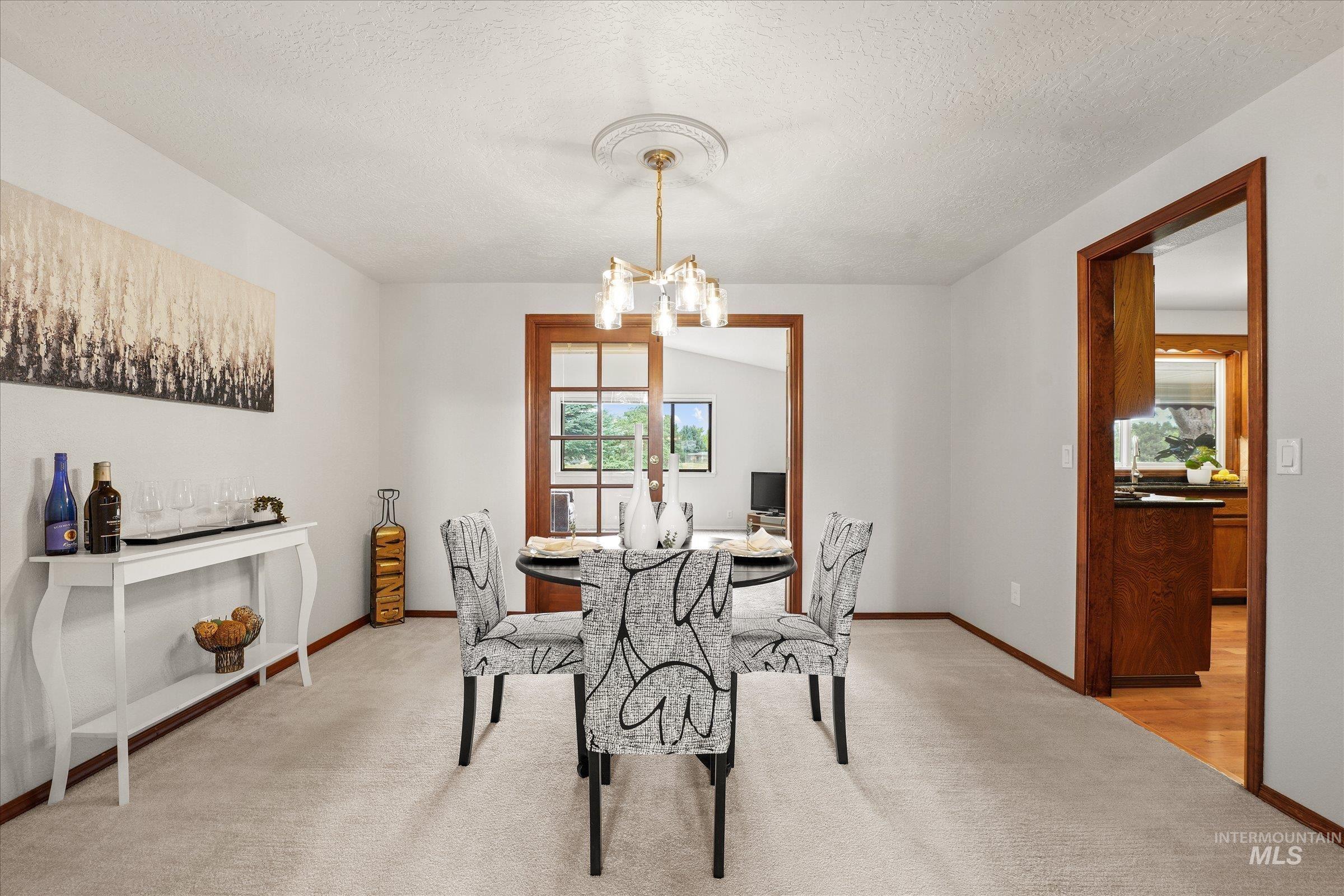 575 N Pebble Beach Way, Eagle, Idaho 83616, 5 Bedrooms, 3.5 Bathrooms, Residential For Sale, Price $814,000, 98989643