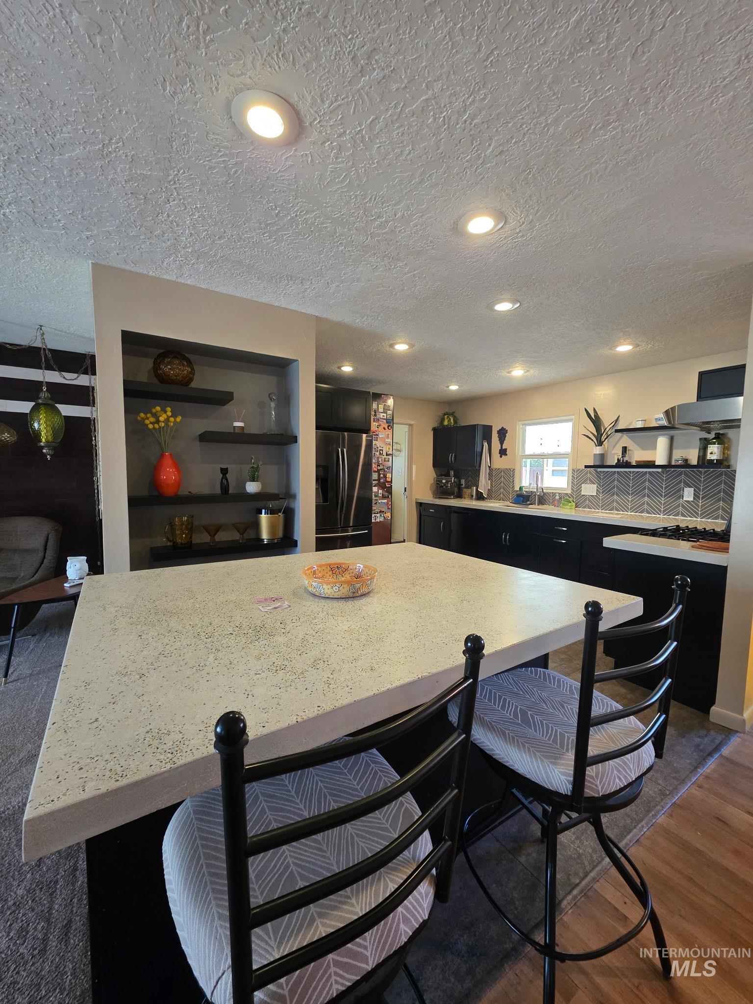 762 Filer Ave, Twin Falls, Idaho 83301, 2 Bedrooms, 2 Bathrooms, Residential For Sale, Price $371,849, 98989644