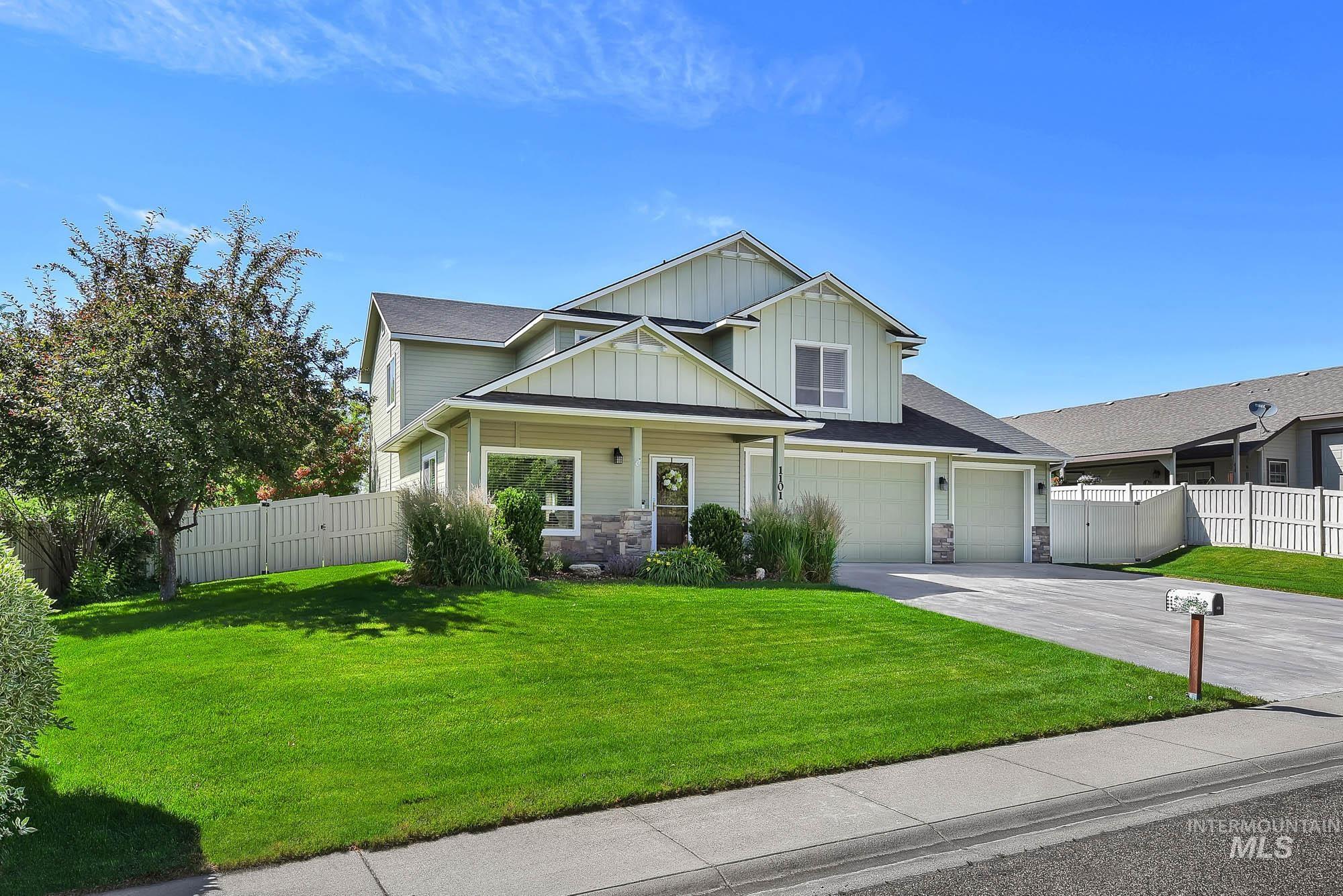 1101 Saddle Horn Ln, Parma, Idaho 83660-5004, 5 Bedrooms, 3 Bathrooms, Residential For Sale, Price $549,900, 98989645