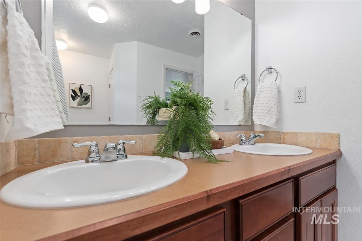 12692 W Orion Greens St, Boise, Idaho 83709, 4 Bedrooms, 2.5 Bathrooms, Residential For Sale, Price $525,000, 98989647