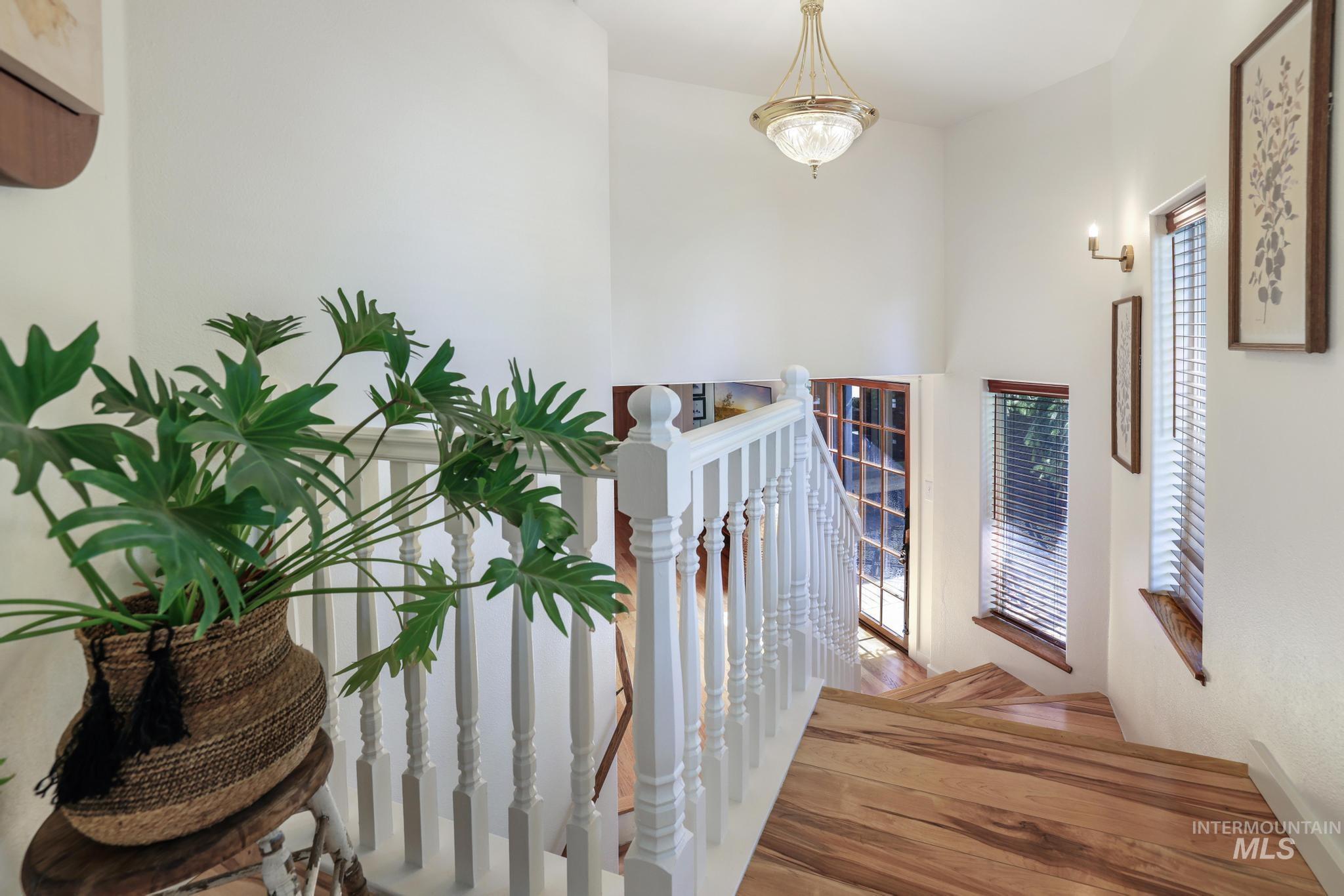 2831 9th Ave E., Twin Falls, Idaho 83301, 5 Bedrooms, 3 Bathrooms, Residential For Sale, Price $639,900, 98989653