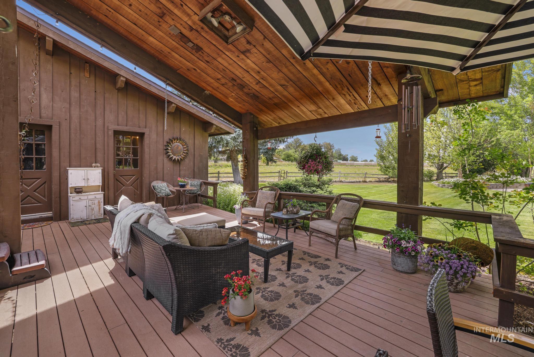 2831 9th Ave E., Twin Falls, Idaho 83301, 5 Bedrooms, 3 Bathrooms, Residential For Sale, Price $639,900, 98989653