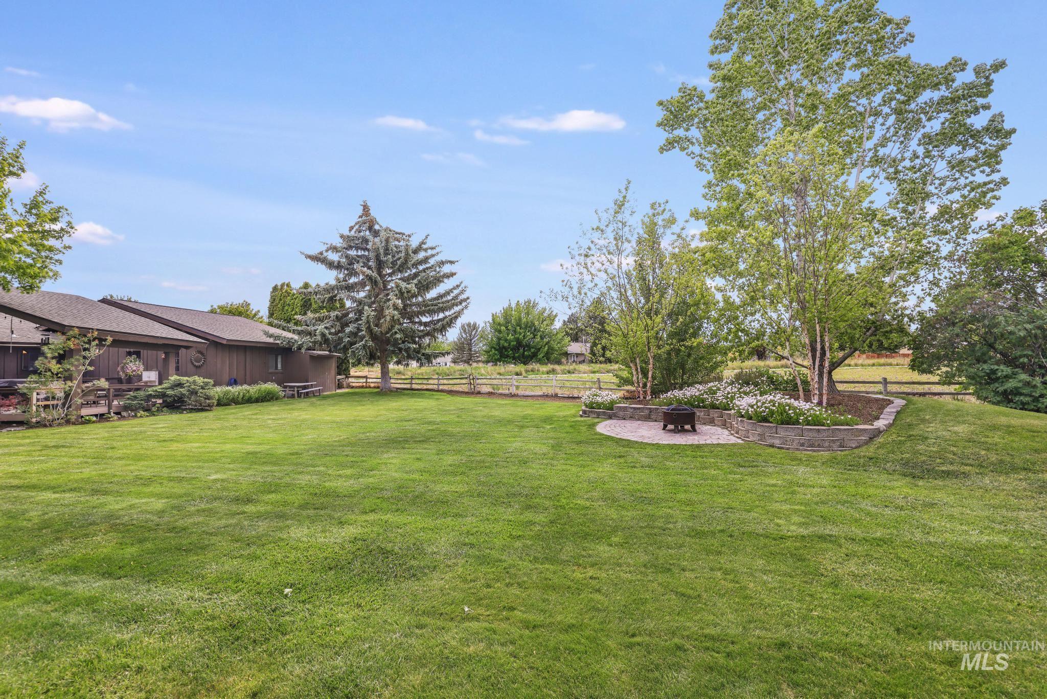 2831 9th Ave E., Twin Falls, Idaho 83301, 5 Bedrooms, 3 Bathrooms, Residential For Sale, Price $639,900, 98989653