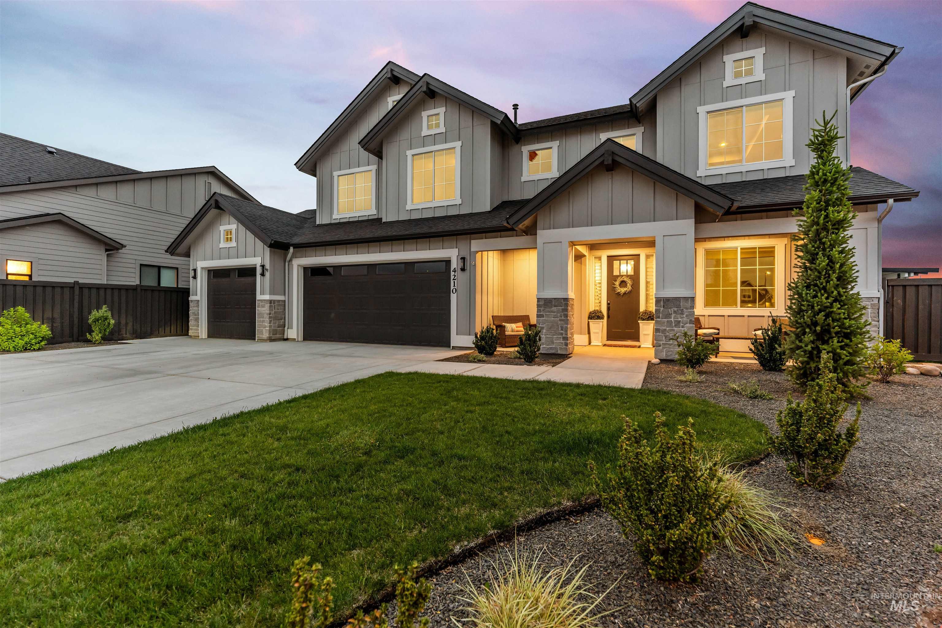 4210 W Thornapple Dr., Meridian, Idaho 83646, 5 Bedrooms, 3.5 Bathrooms, Residential For Sale, Price $1,099,000,MLS 98989655