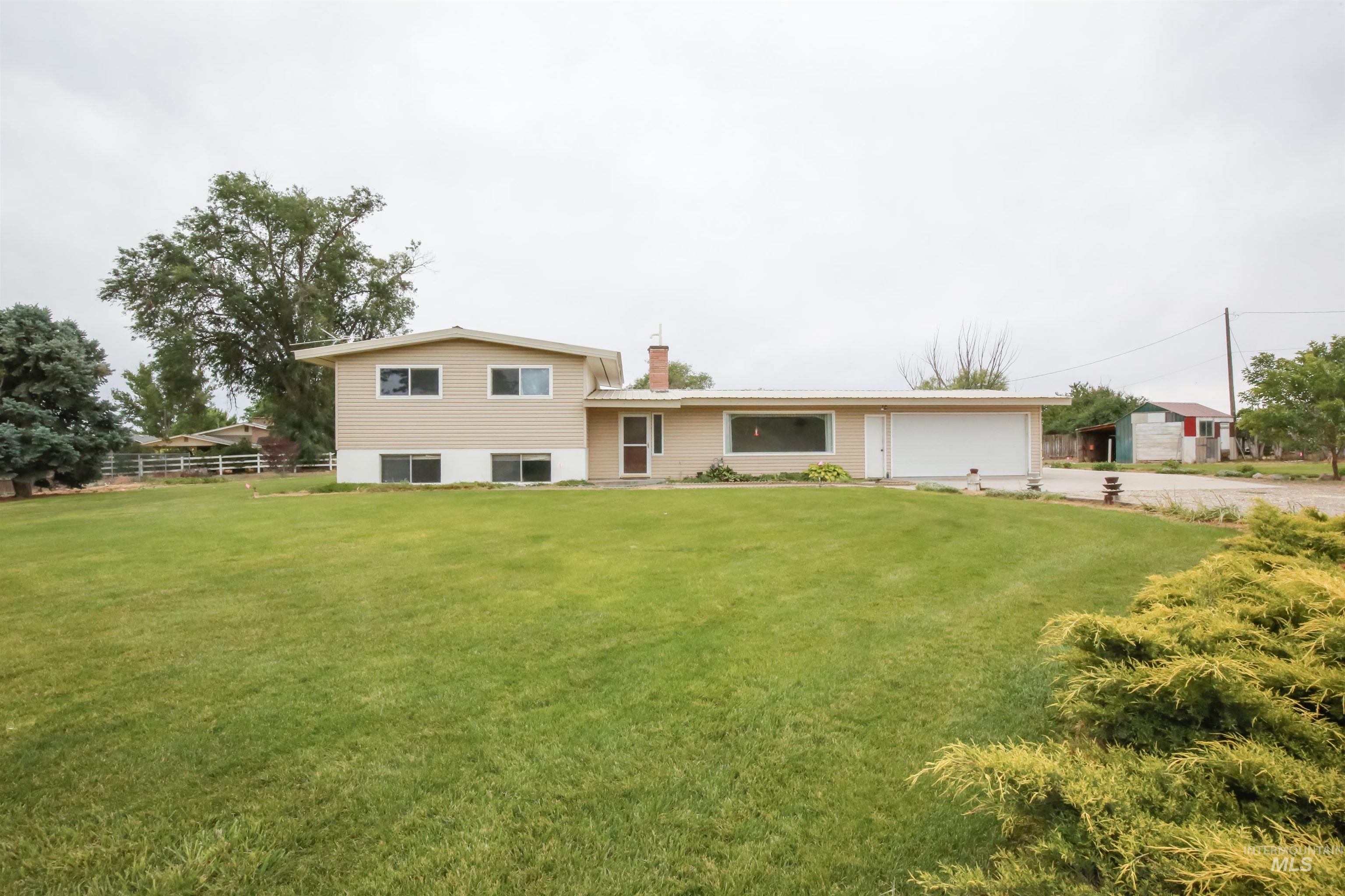 2411 Sunset Drive, Ontario, Oregon 97914, 4 Bedrooms, 2.5 Bathrooms, Residential For Sale, Price $450,000, 98989657