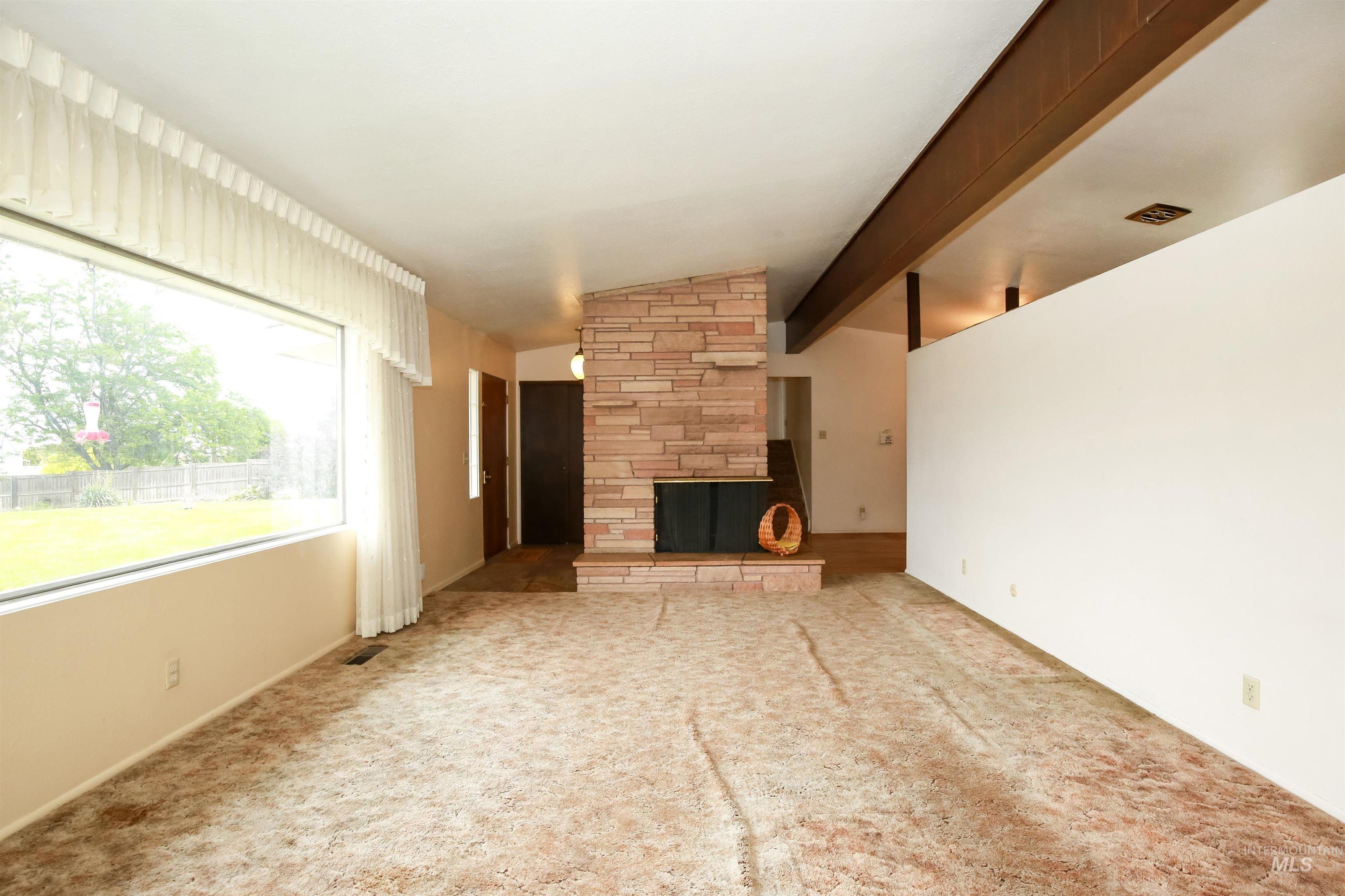 2411 Sunset Drive, Ontario, Oregon 97914, 4 Bedrooms, 2.5 Bathrooms, Residential For Sale, Price $450,000, 98989657